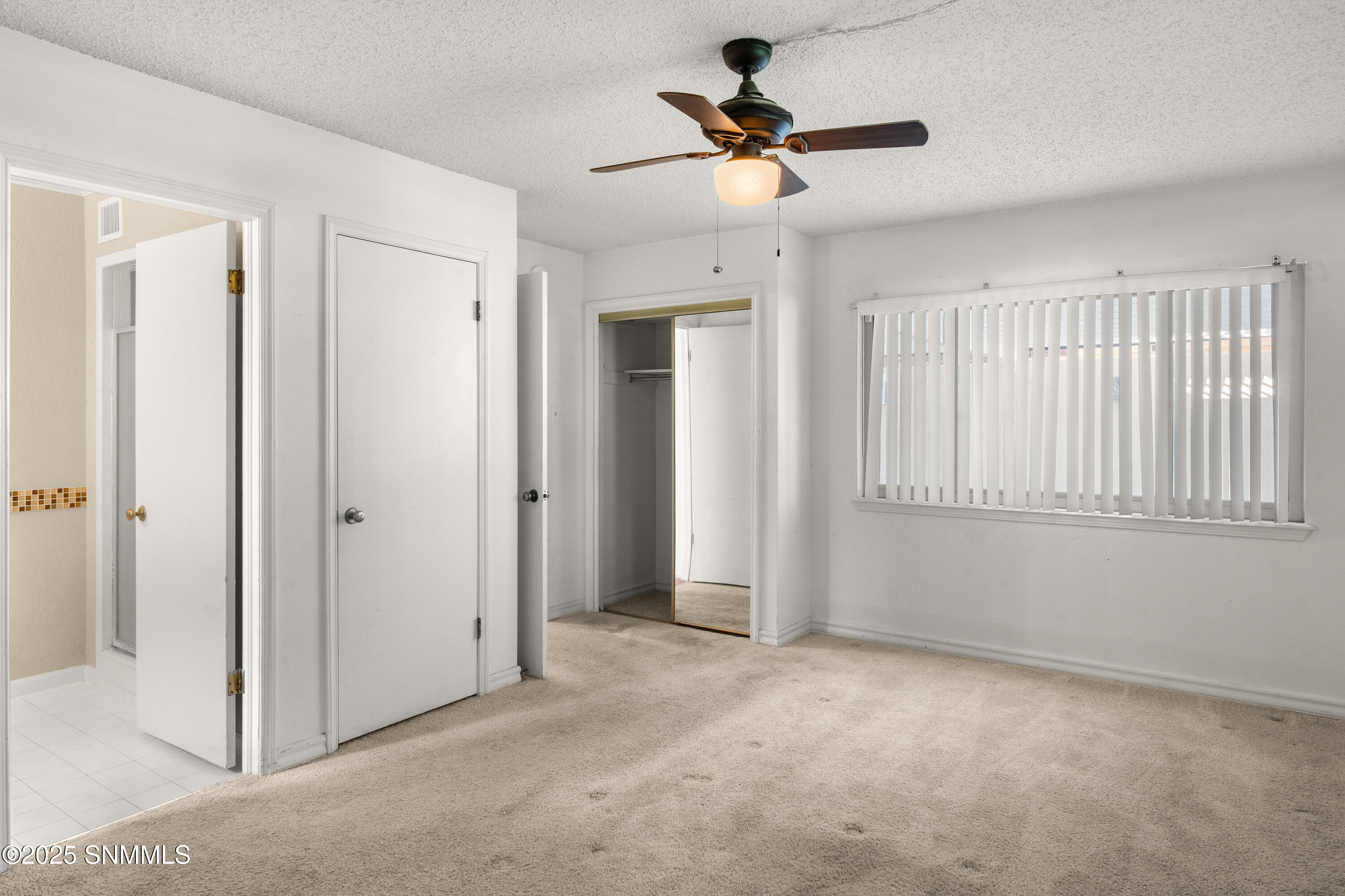 136-Feathermoon-MLS-Camera-Guy-34