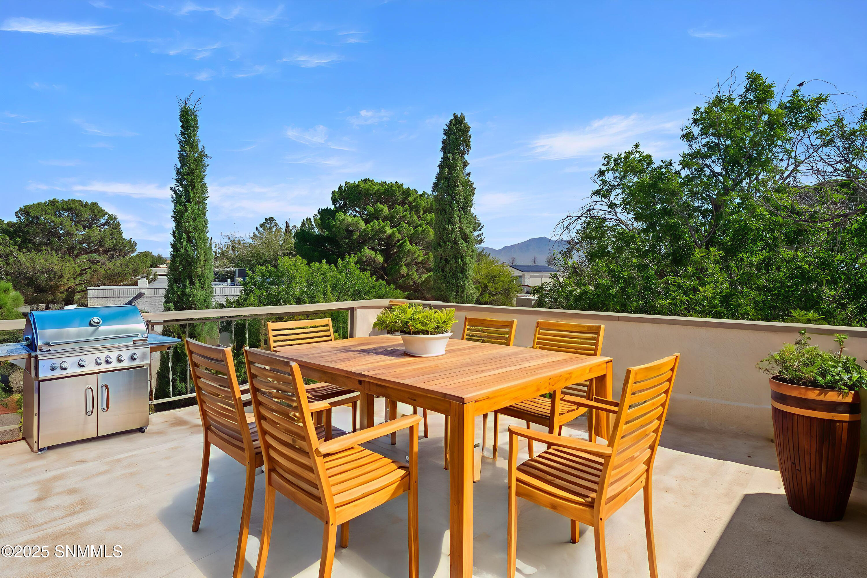 136-Feathermoon-MLS-Camera-Guy-45