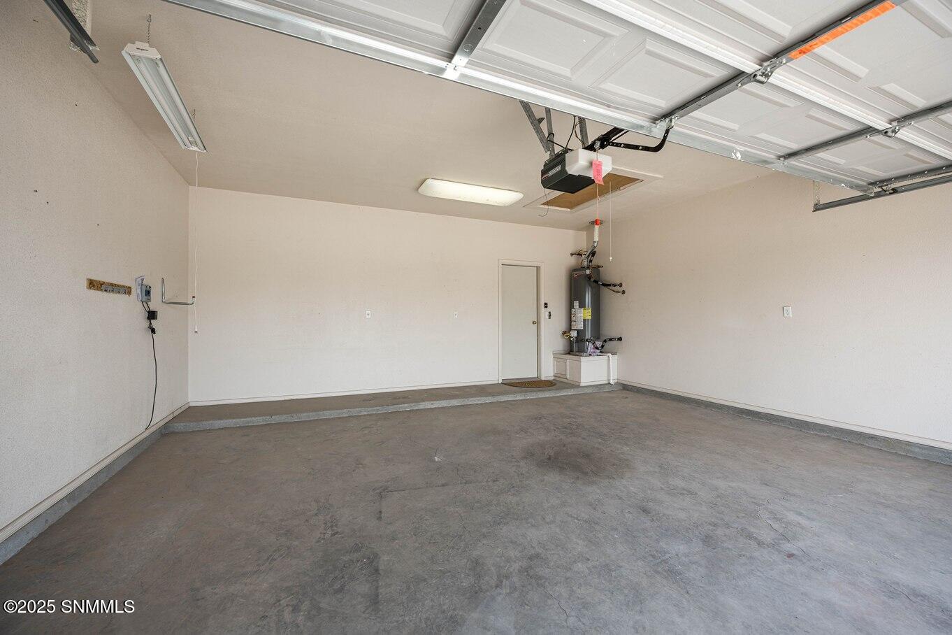 27 - Garage - 2541 Cats Eye-28