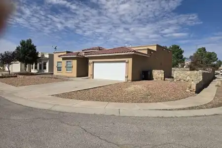 608 Missy Court, Santa Teresa, New Mexico 88008, 3 Bedrooms Bedrooms, ,2 BathroomsBathrooms,Residential,For Sale,Missy,2503216