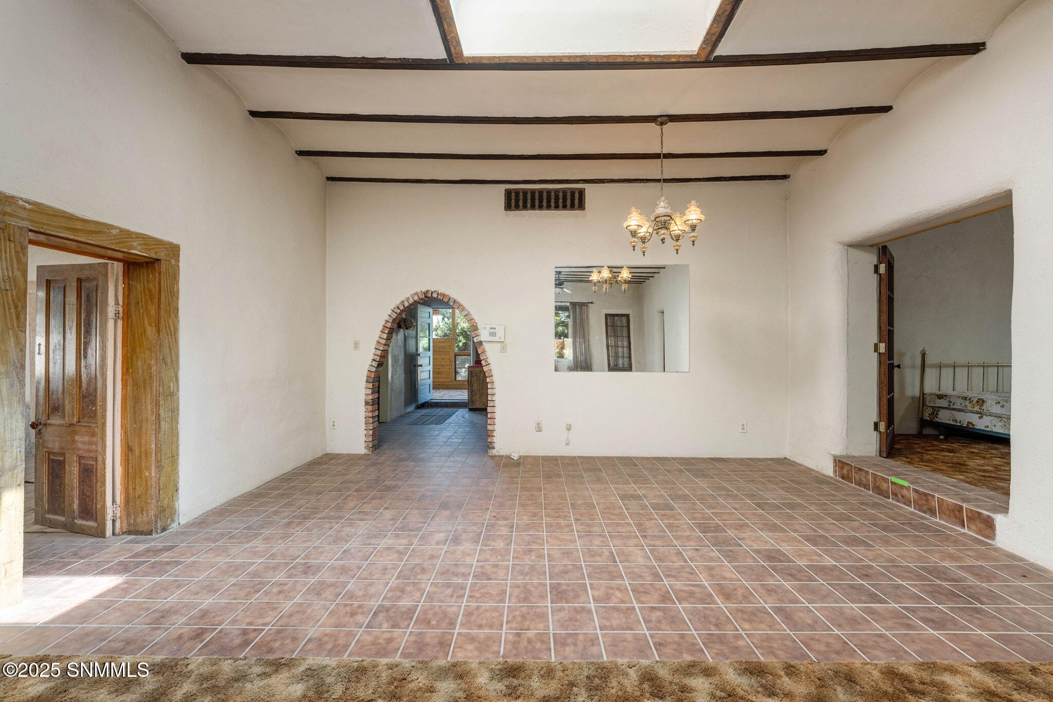 24-web-or-mls-Plaza de Monticello 6-24