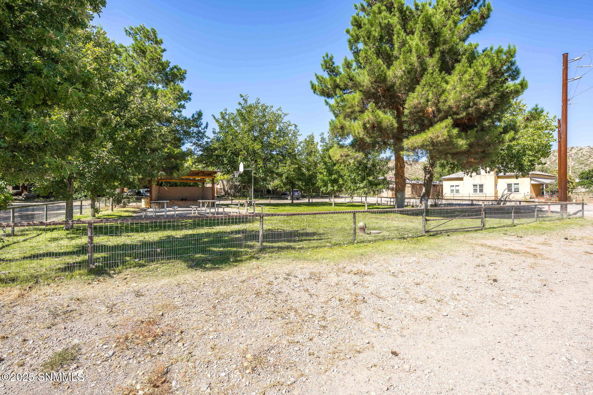 86-web-or-mls-Plaza de Monticello 6-86