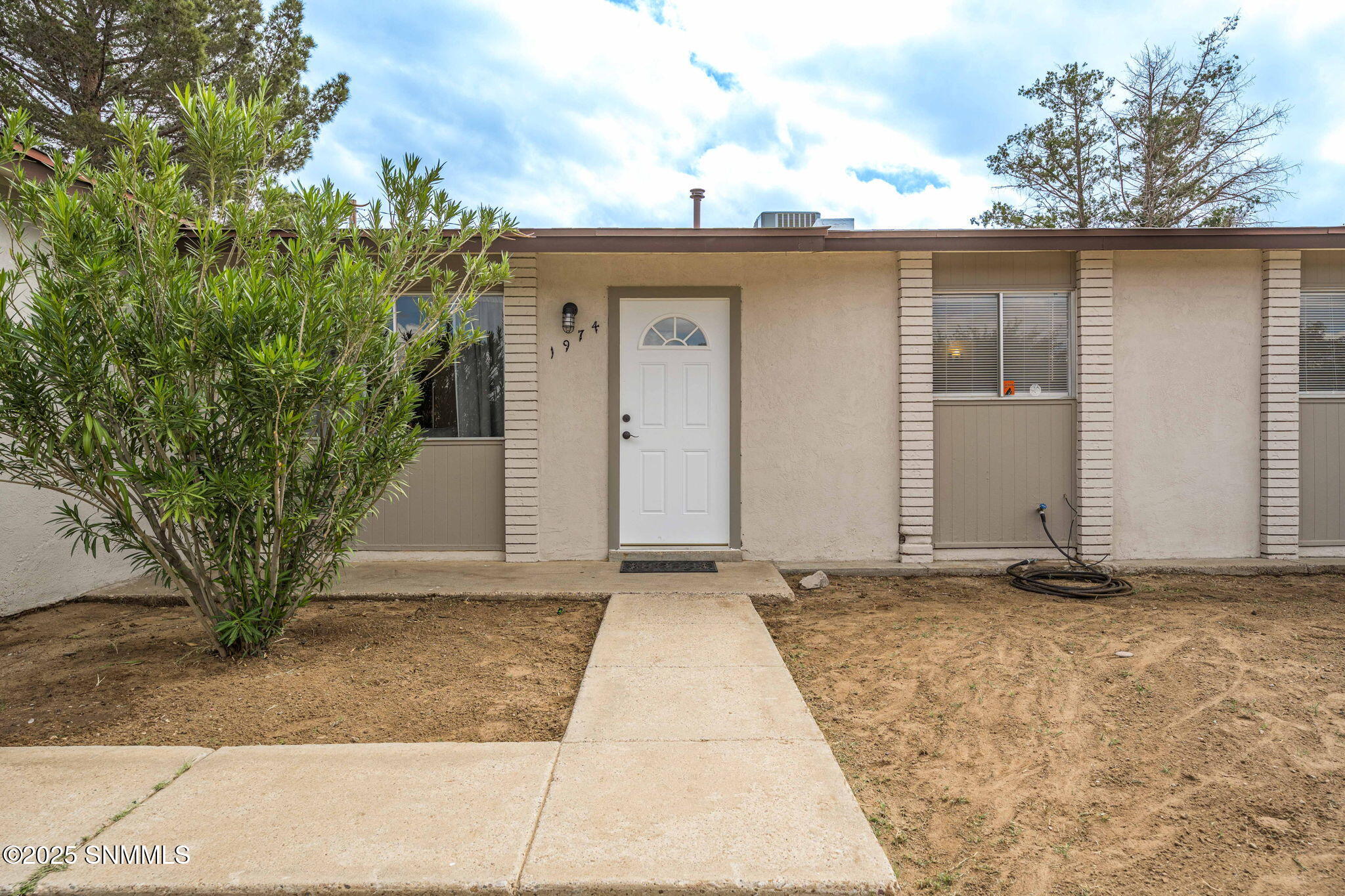 3-web-or-mls-Snappin Homes (Poplar1974)-