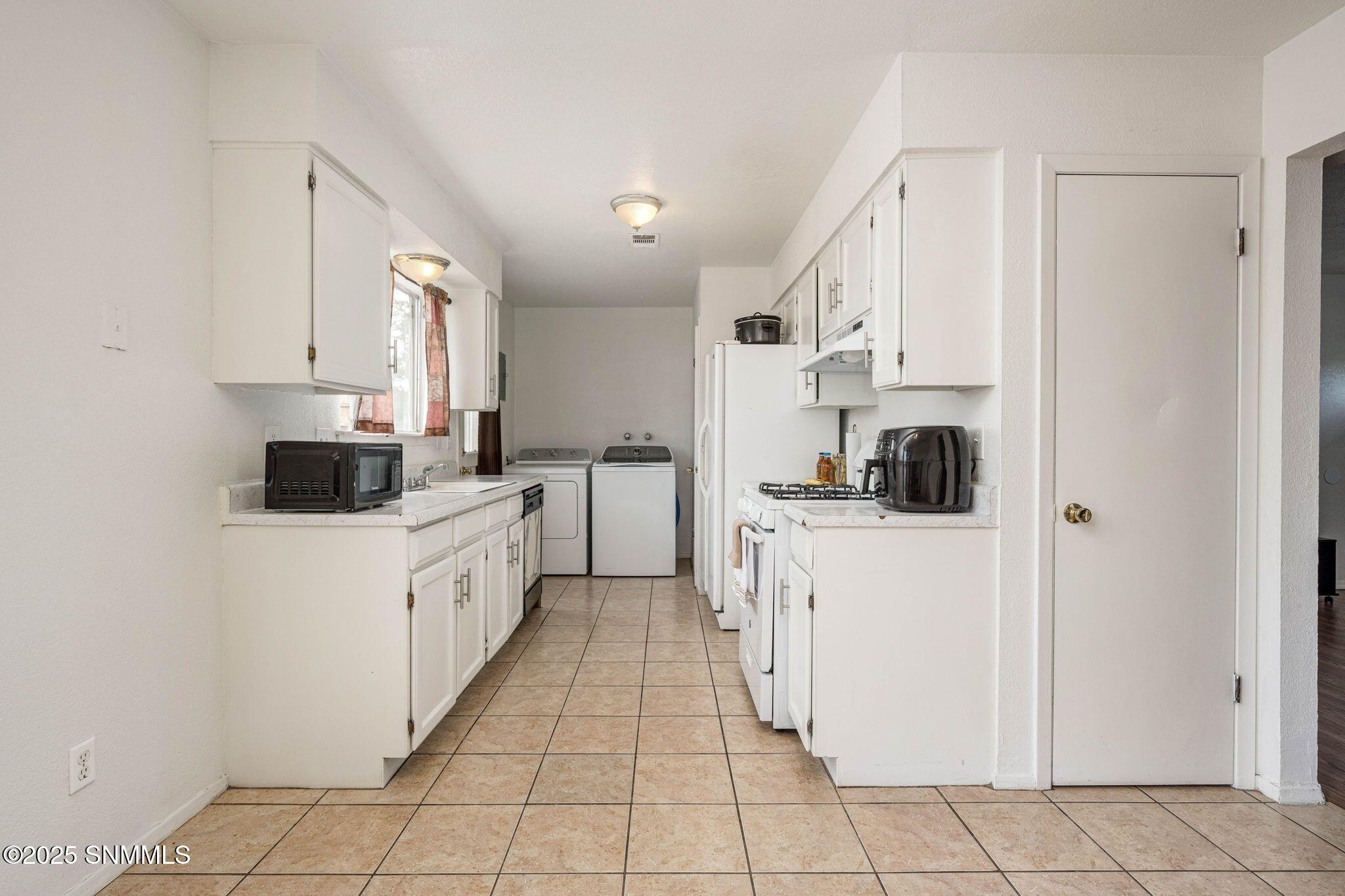 7-web-or-mls-Snappin Homes (Poplar1974)-