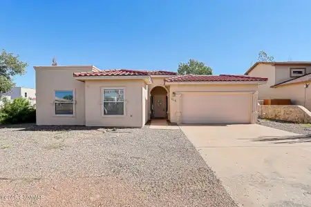 1716 Winton Drive, Las Cruces, New Mexico 88007, 3 Bedrooms Bedrooms, ,2 BathroomsBathrooms,Residential,For Sale,Winton,2503294