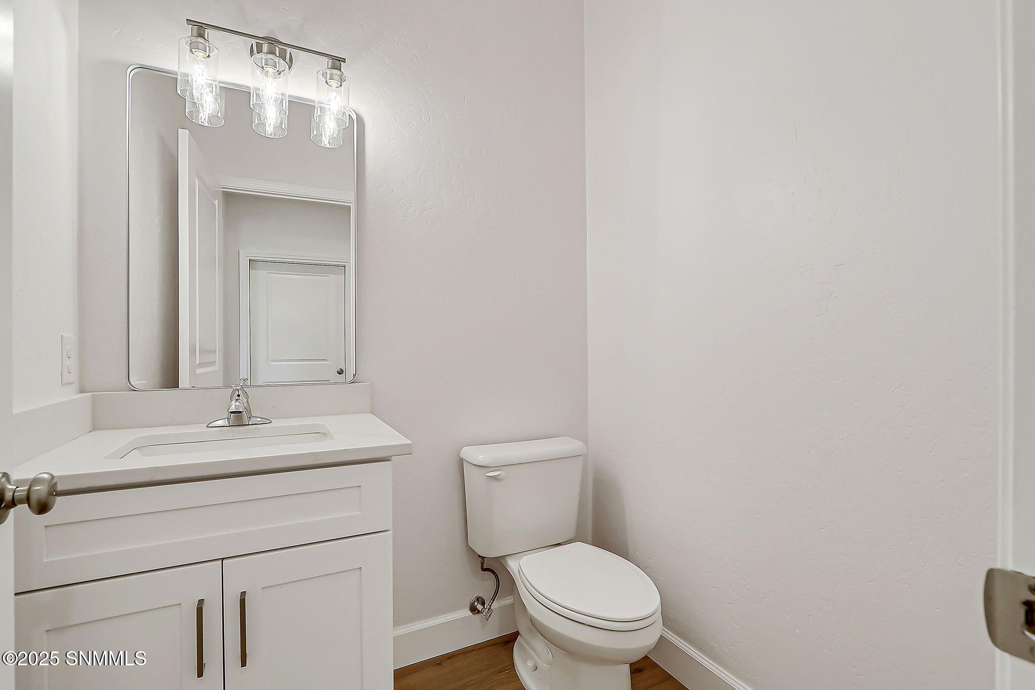 27 - 1404 S Tularosa St