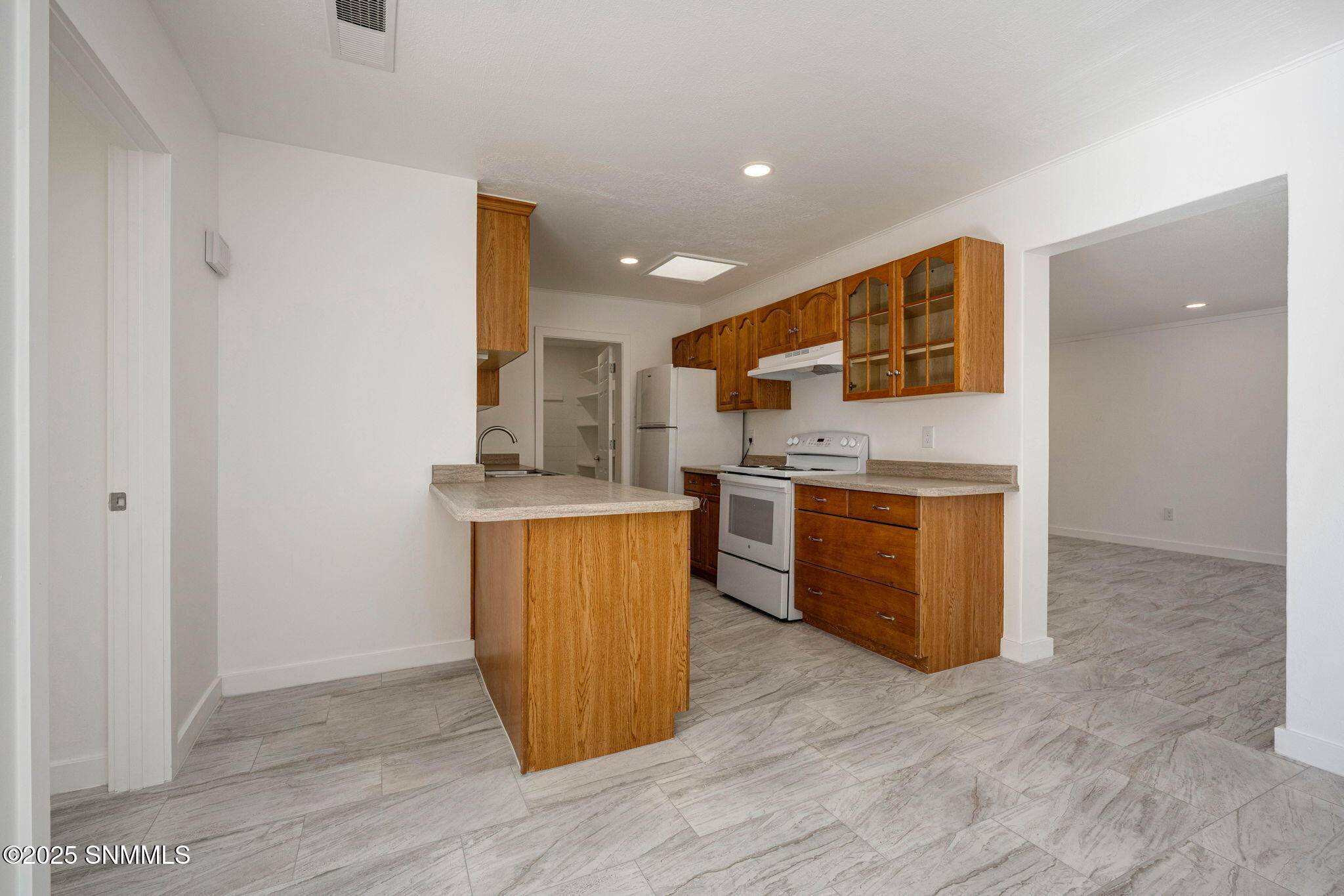 8-web-or-mls-Snappin Homes (Walden1755)-