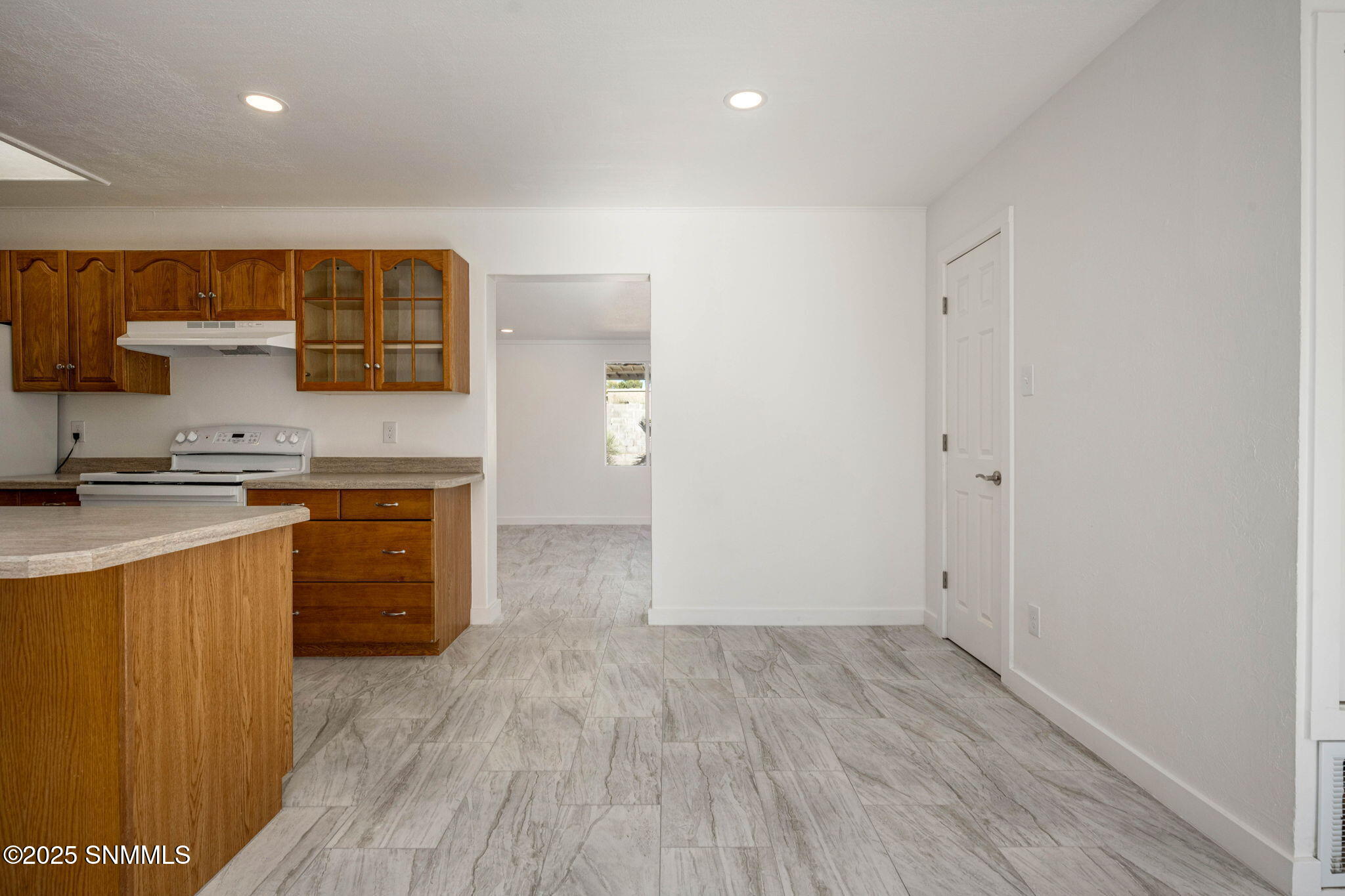 12-web-or-mls-Snappin Homes (Walden1755)