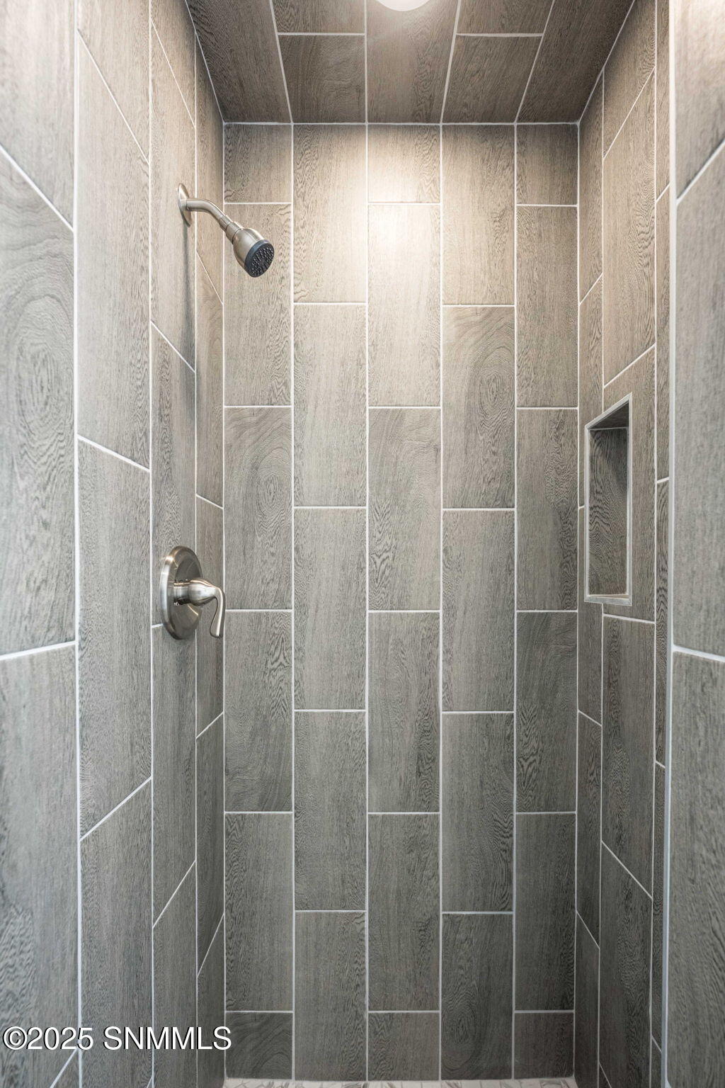 22-web-or-mls-Snappin Homes (Walden1755)