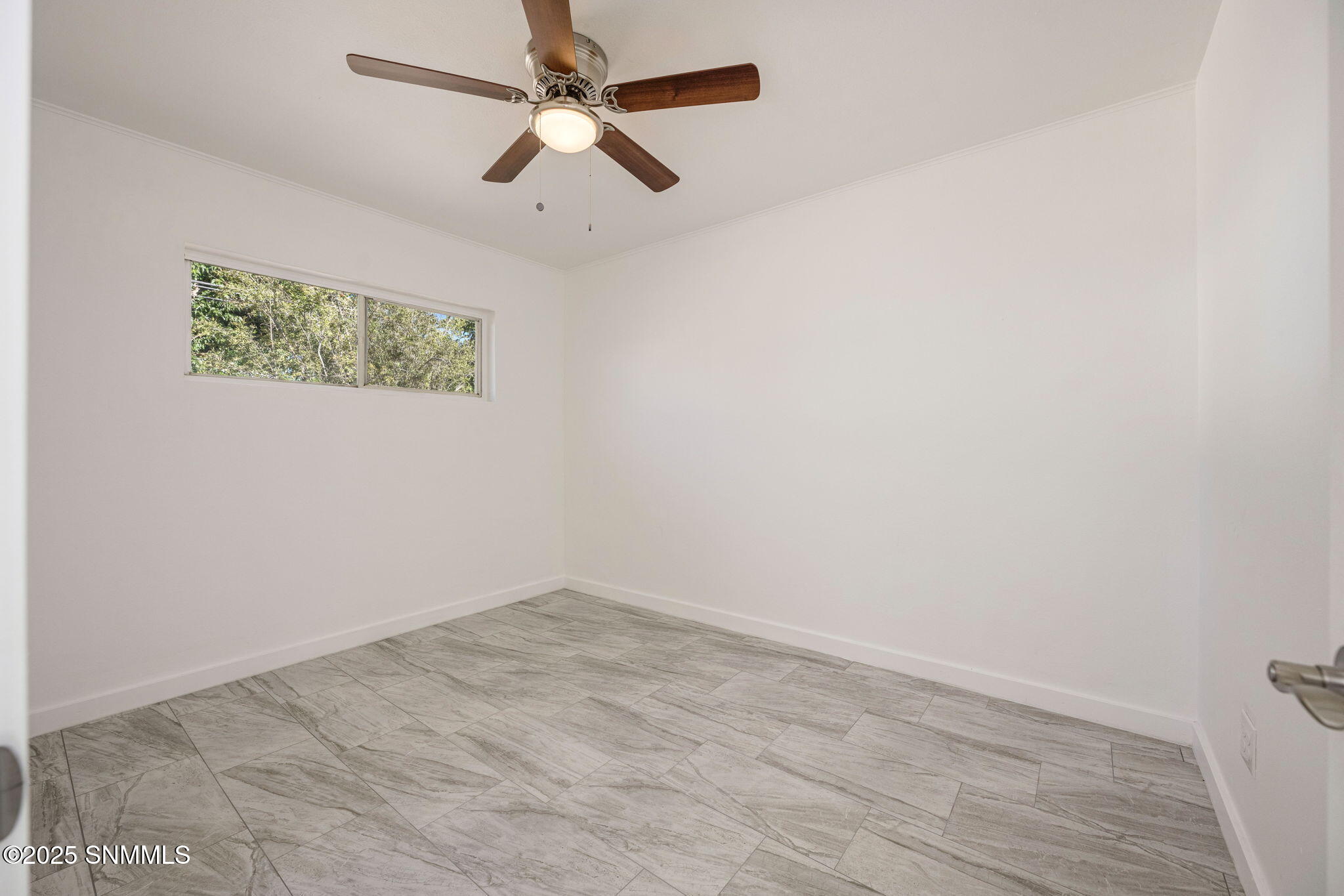 26-web-or-mls-Snappin Homes (Walden1755)