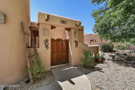 2109 Via Tesoro, Las Cruces, New Mexico 88005, 3 Bedrooms Bedrooms, ,2 BathroomsBathrooms,Residential,For Sale,Via Tesoro,2502131