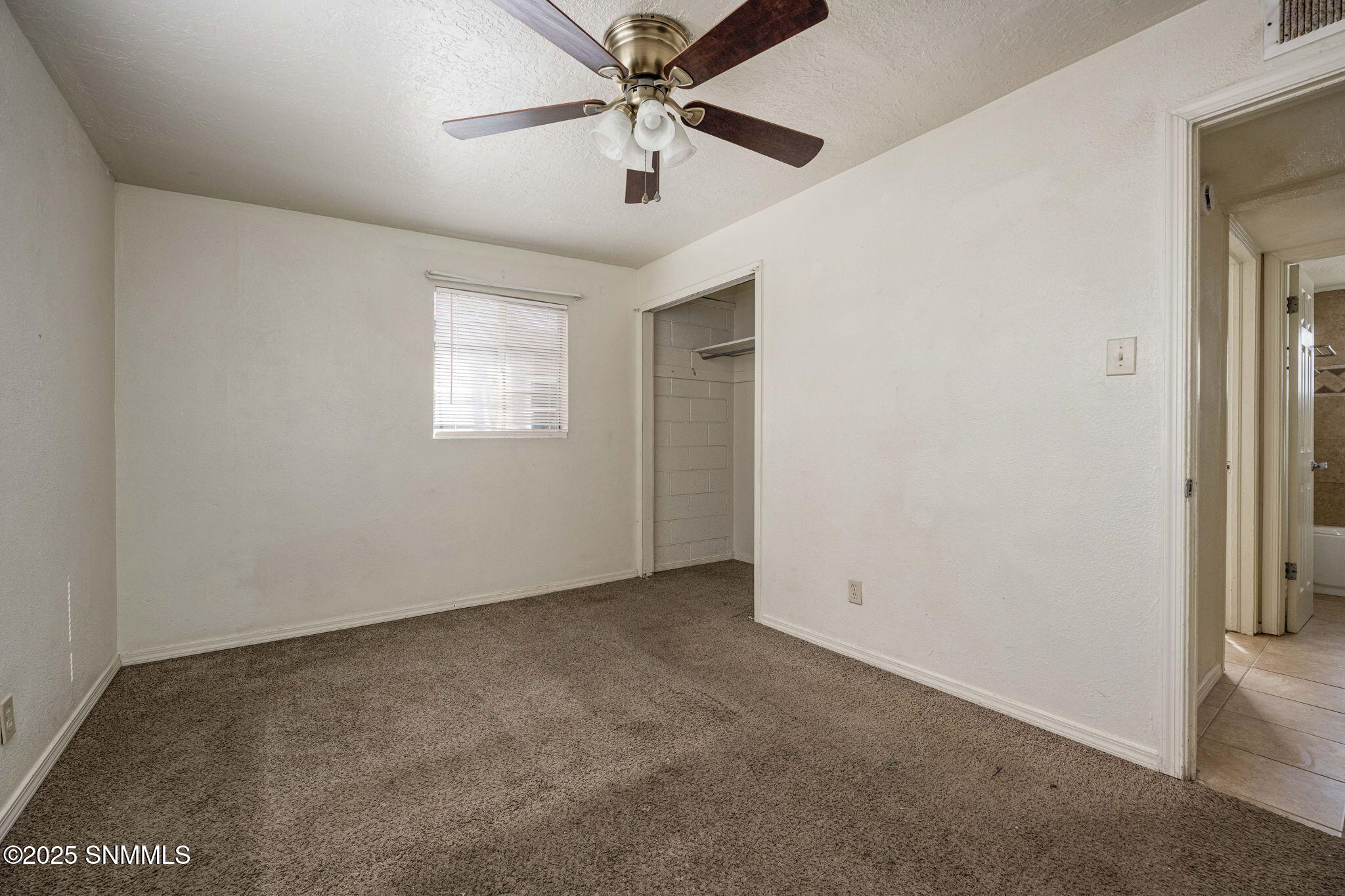 18-web-or-mls-Snappin Homes (Thomas1424)