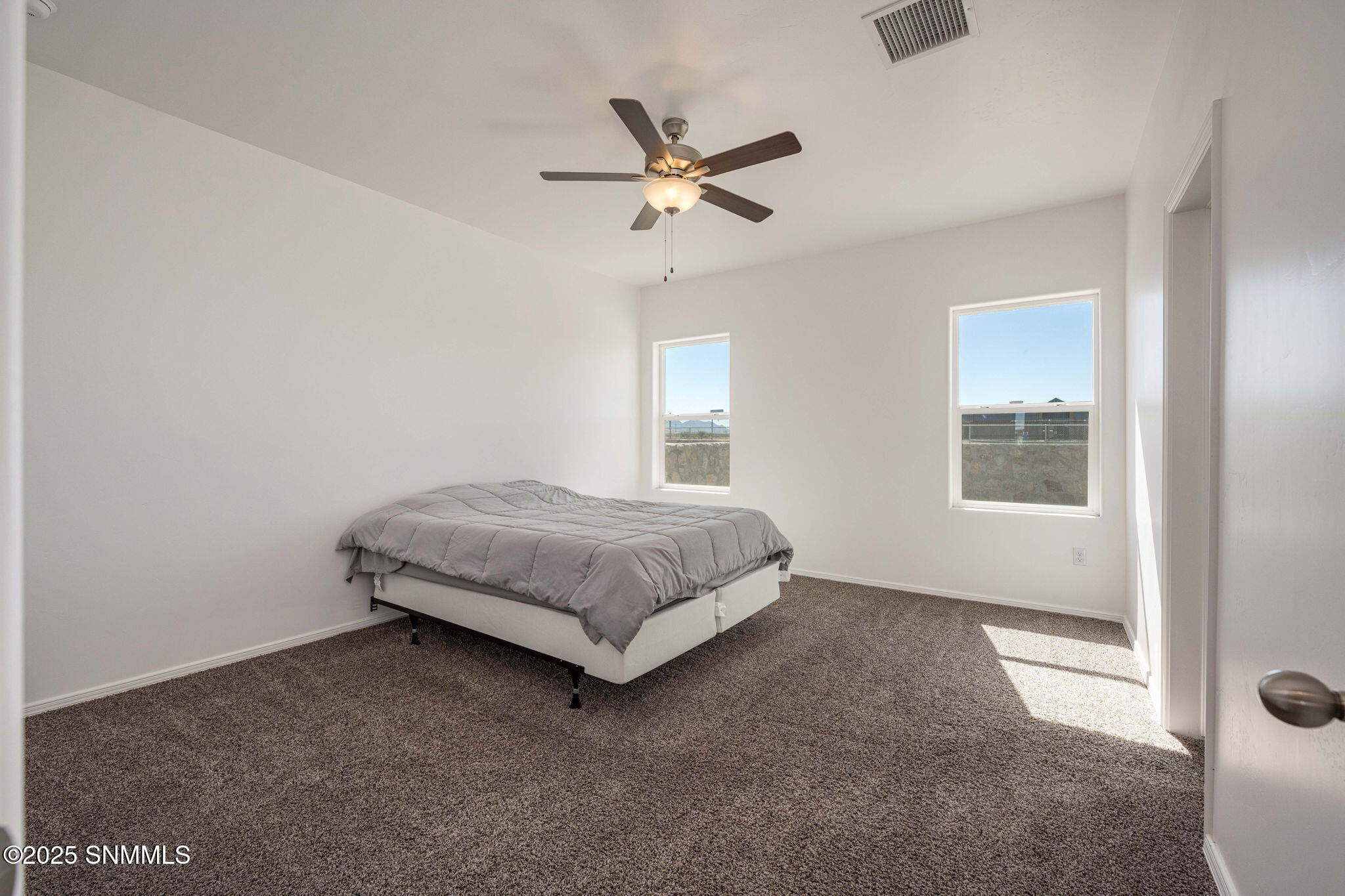 large-019a11b4-bbaf-7033-9429-d8bc6985db