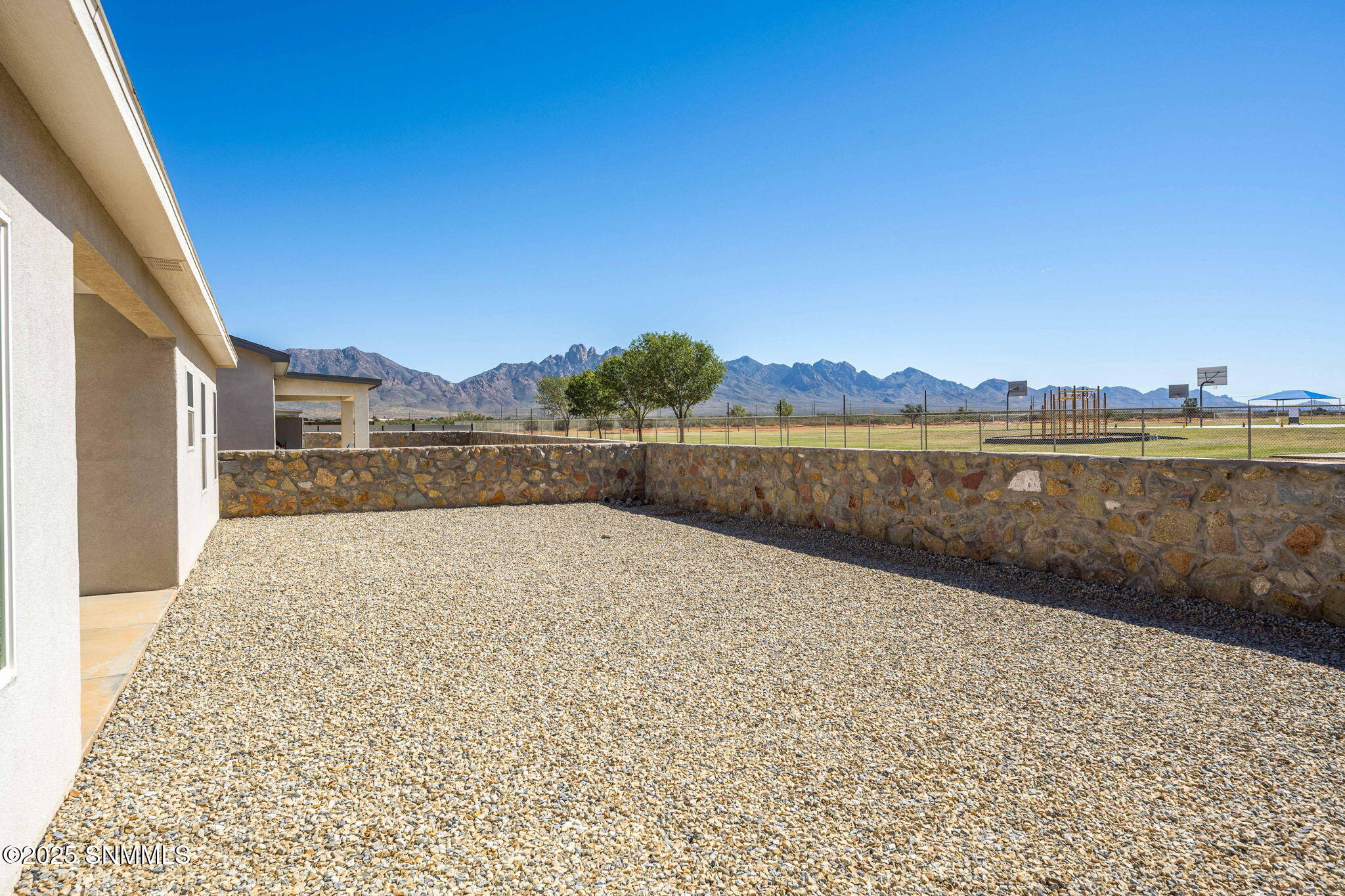 large-019a11b4-c0b5-7207-8723-d7737b6311