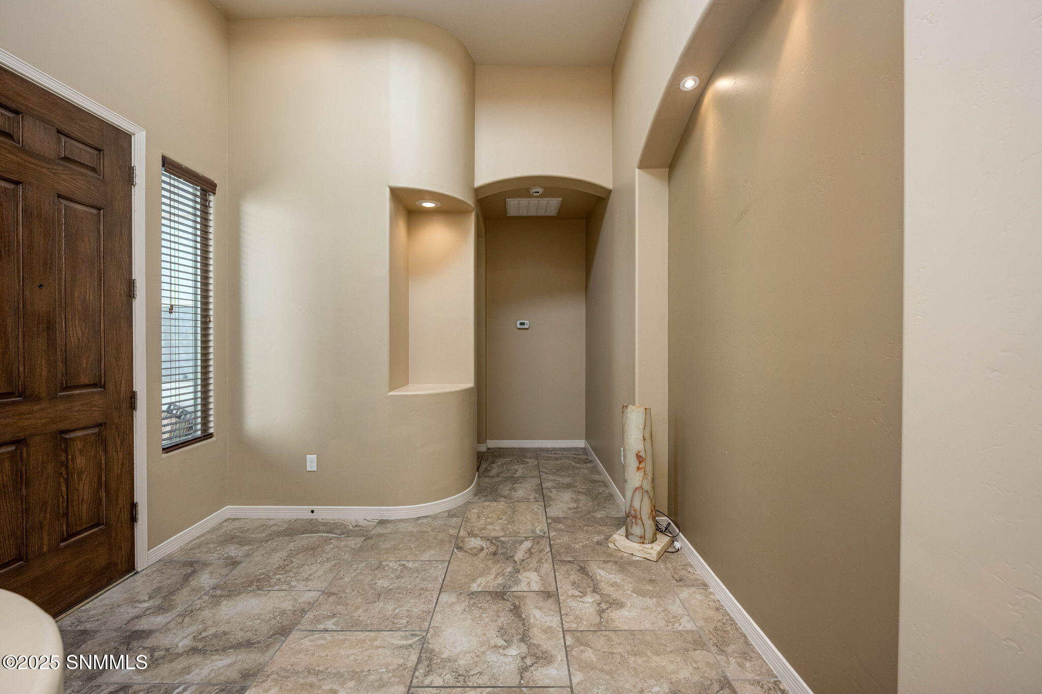 11-web-or-mls-Snappin Homes (Miramar4481