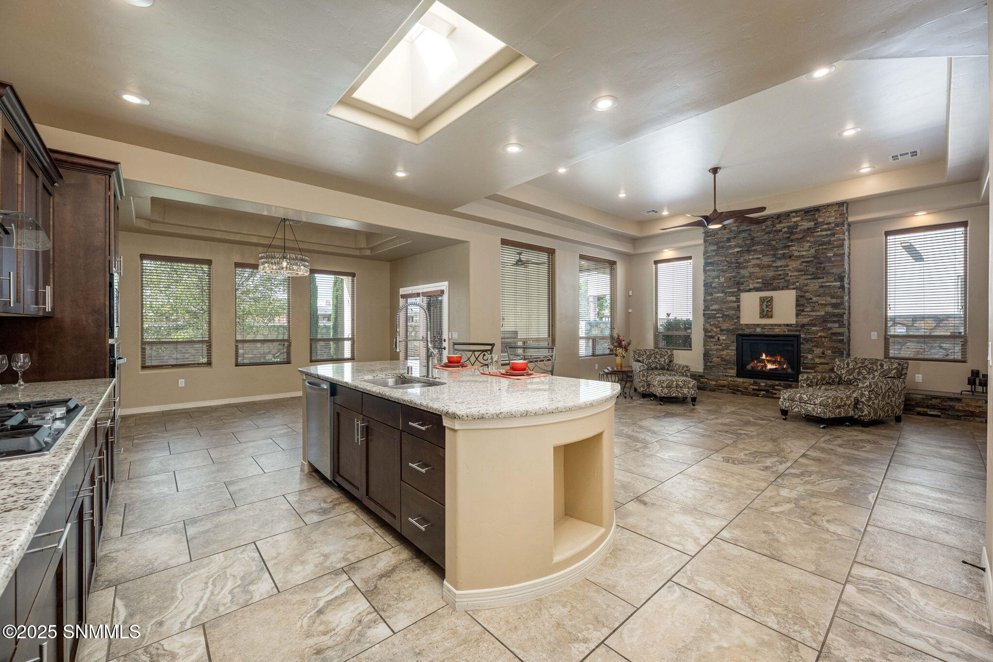 21-web-or-mls-Snappin Homes (Miramar4481