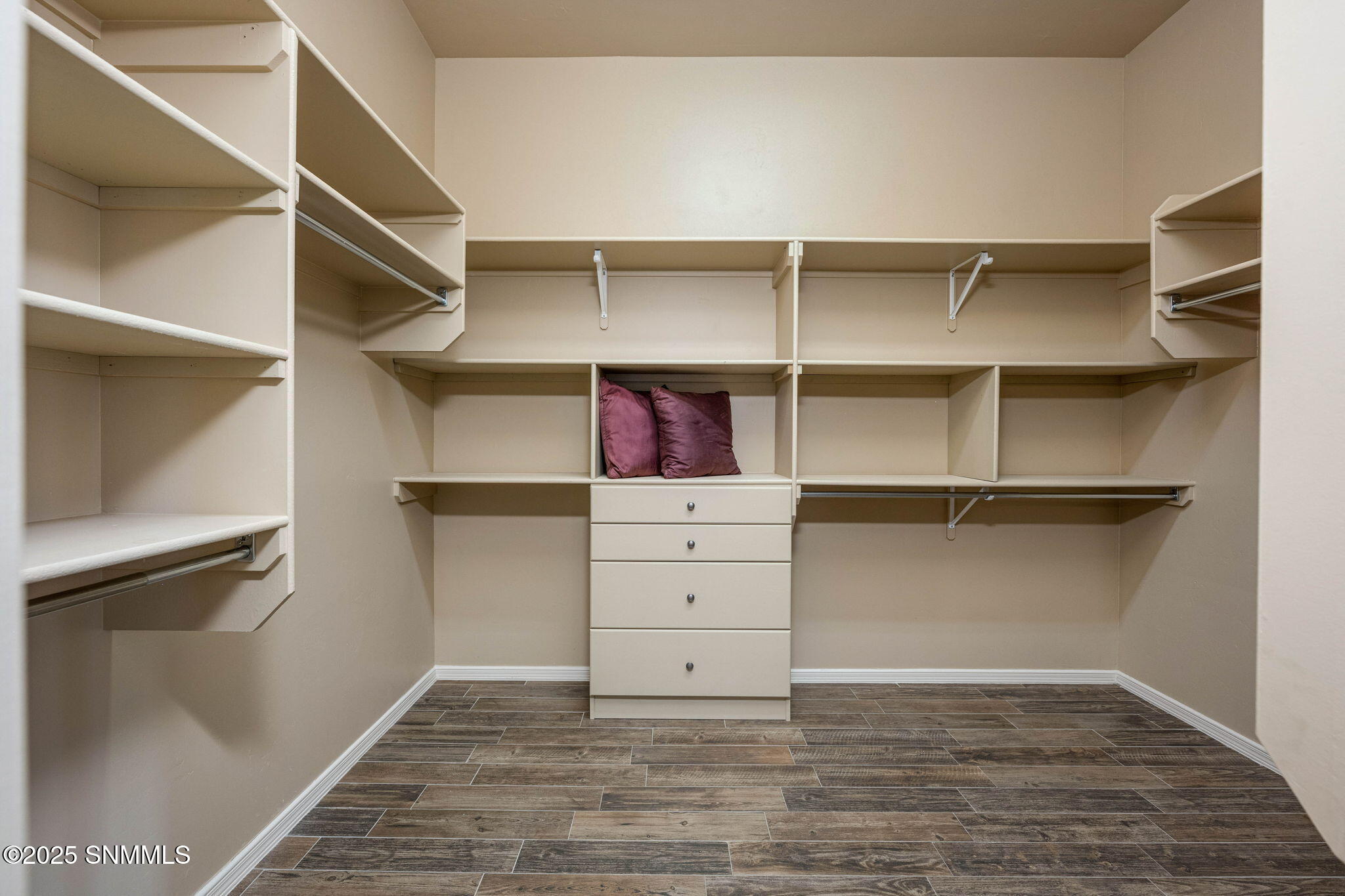 30-web-or-mls-Snappin Homes (Miramar4481