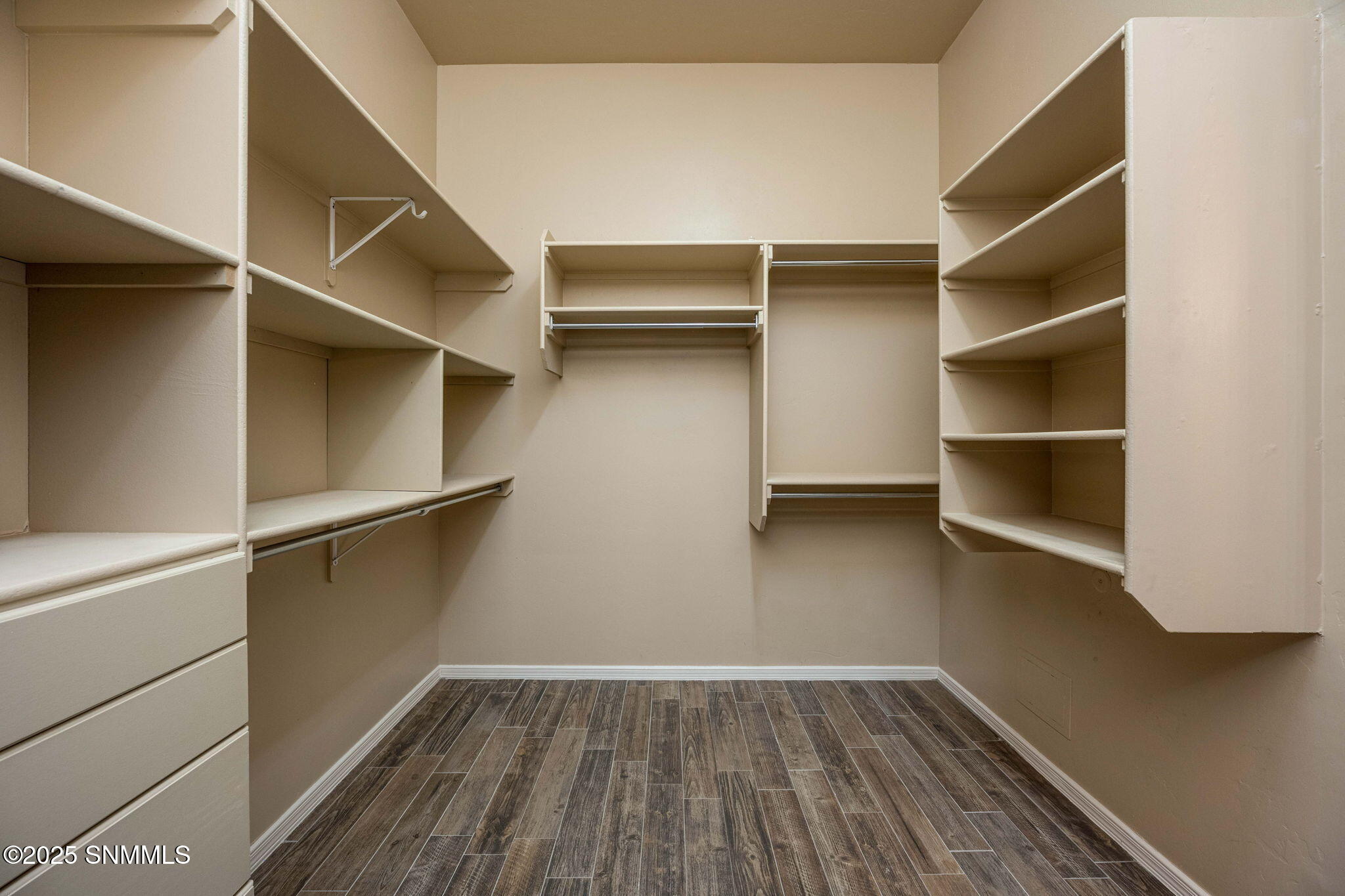 31-web-or-mls-Snappin Homes (Miramar4481