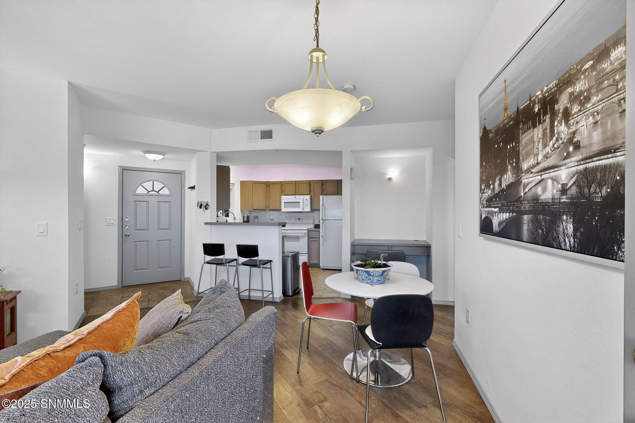 14-3D-Casas-3650-Morning-Star-Dr-608-102