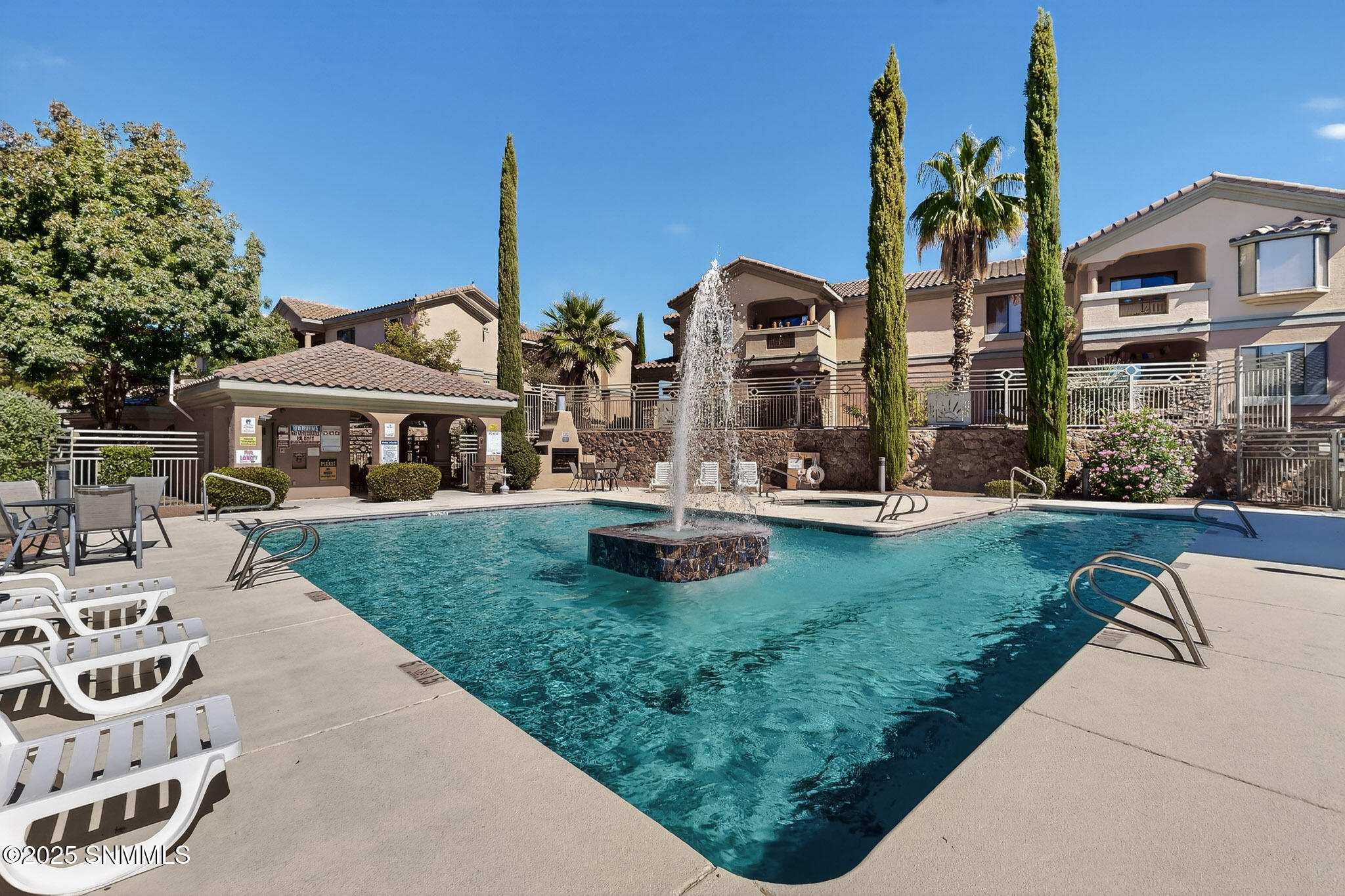 33-3D-Casas-3650-Morning-Star-Dr-608-102