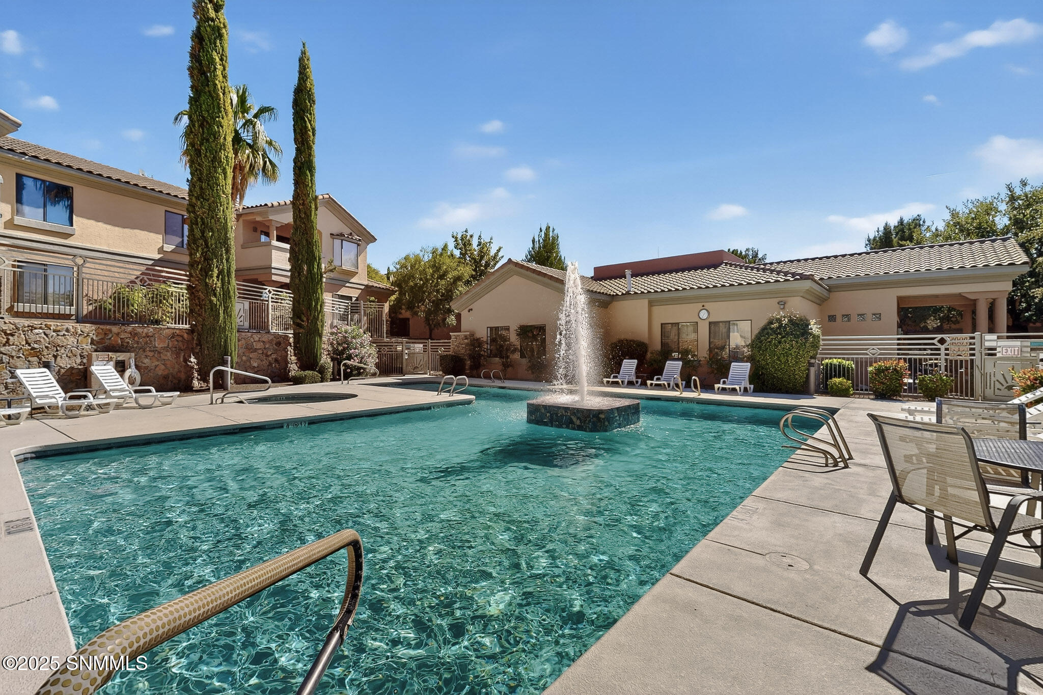 34-3D-Casas-3650-Morning-Star-Dr-608-102