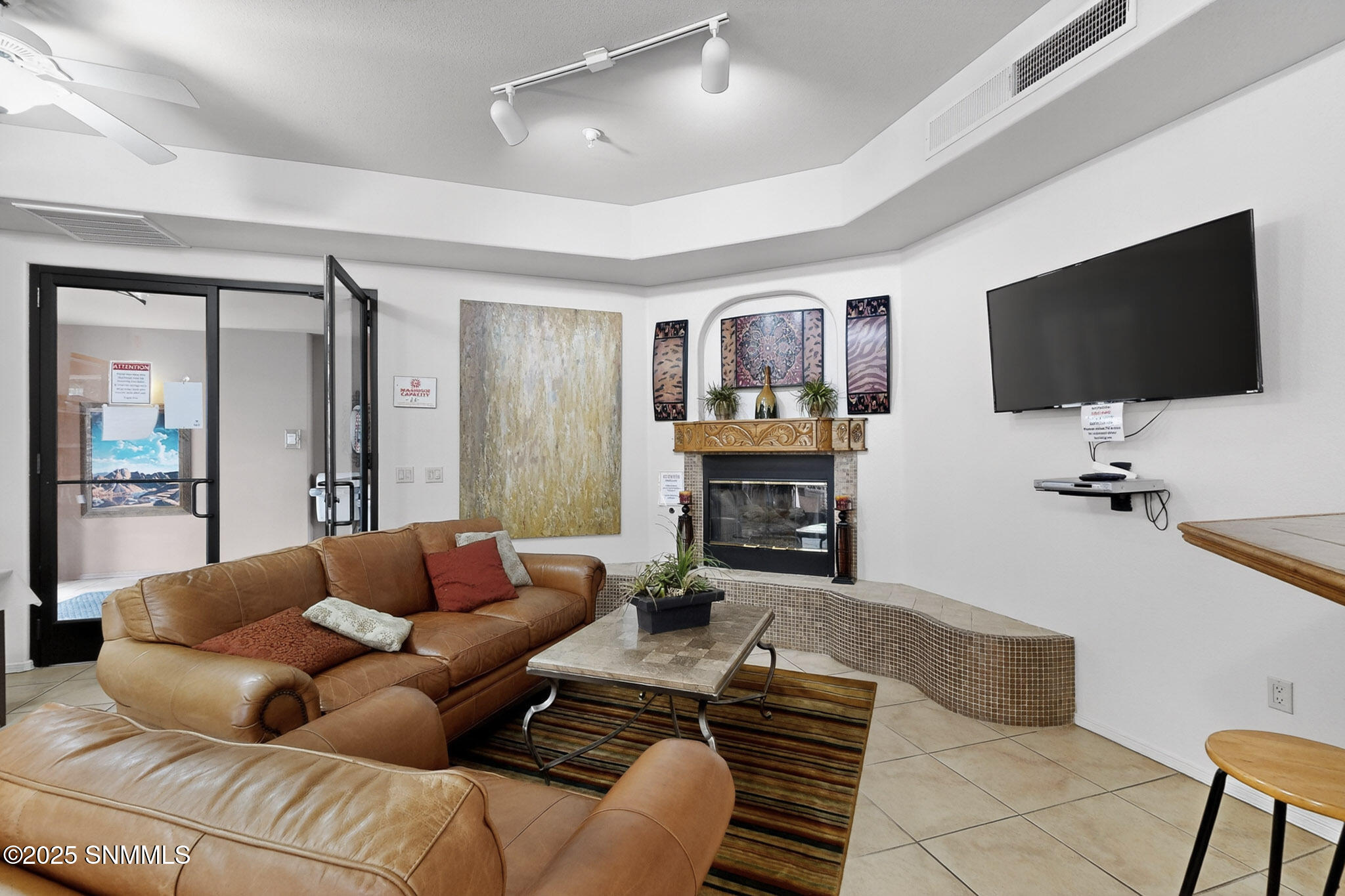 40-3D-Casas-3650-Morning-Star-Dr-608-102