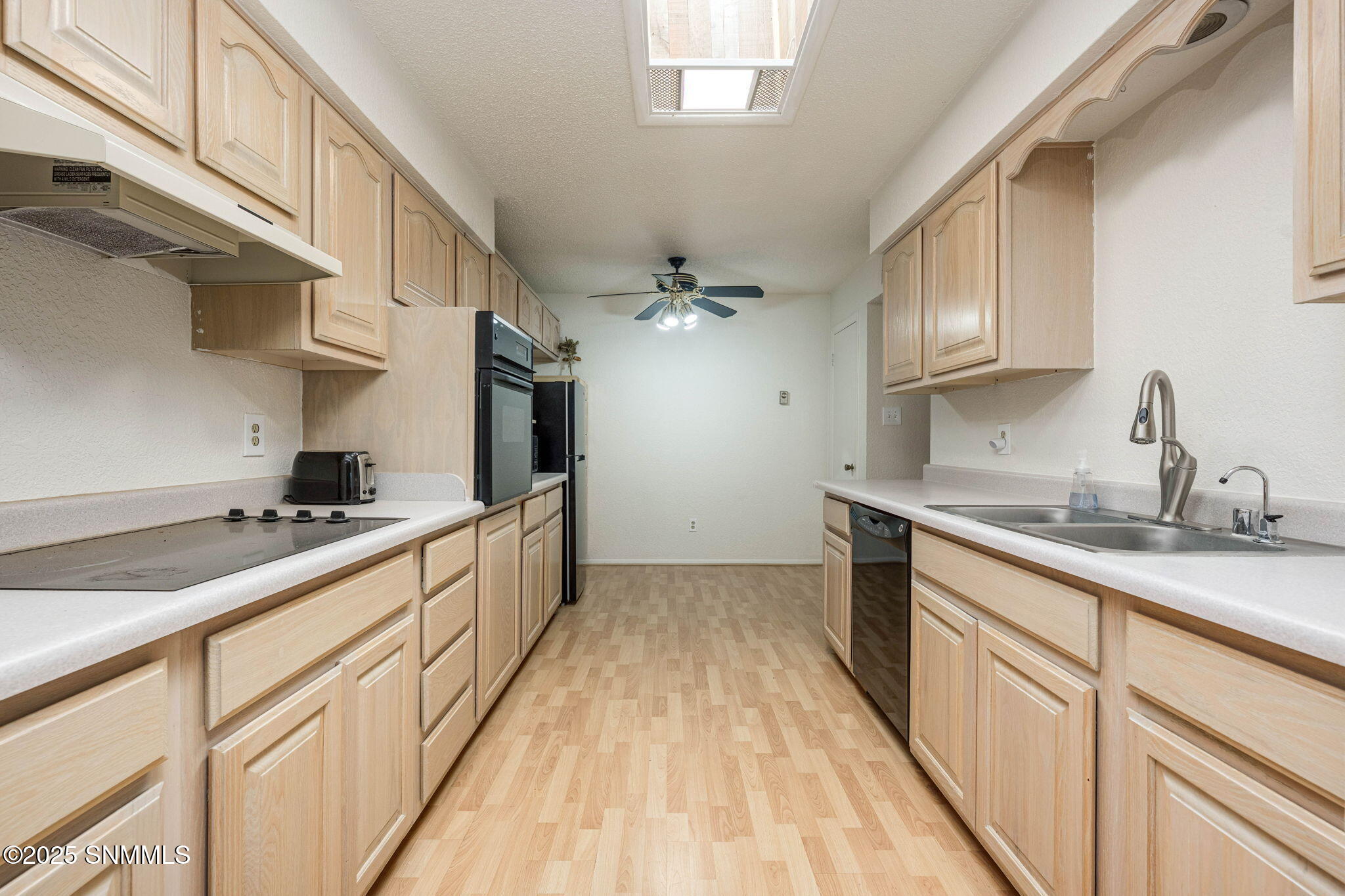 9-web-or-mls-Snappin Homes (ValleVista29