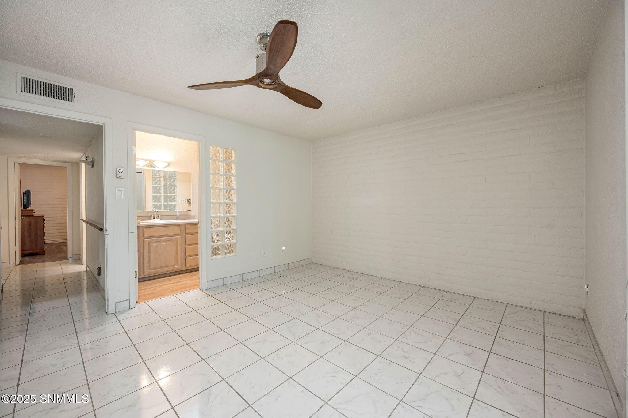 16-web-or-mls-Snappin Homes (ValleVista2