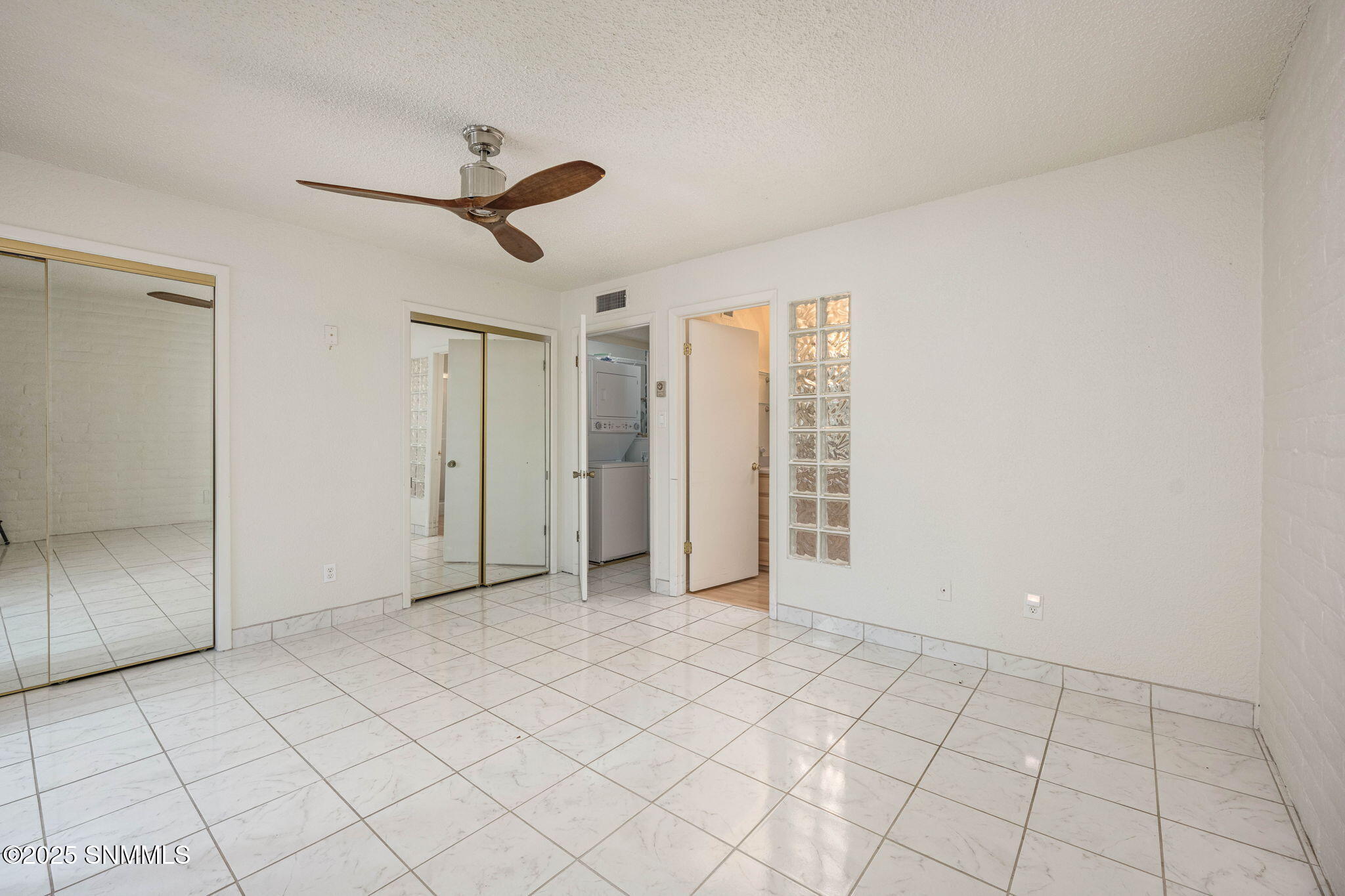 17-web-or-mls-Snappin Homes (ValleVista2