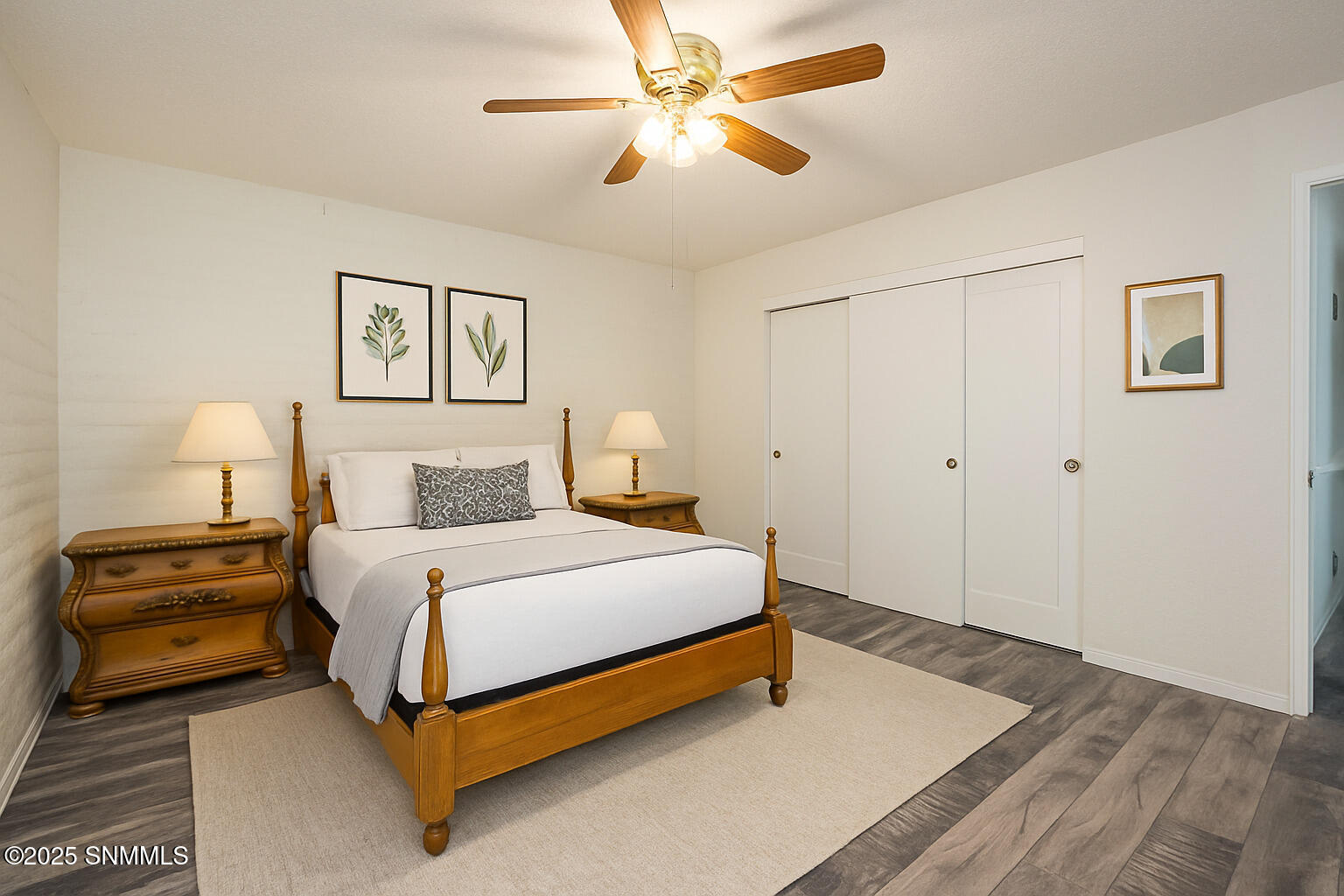 Tranquil Traditional Bedroom Design