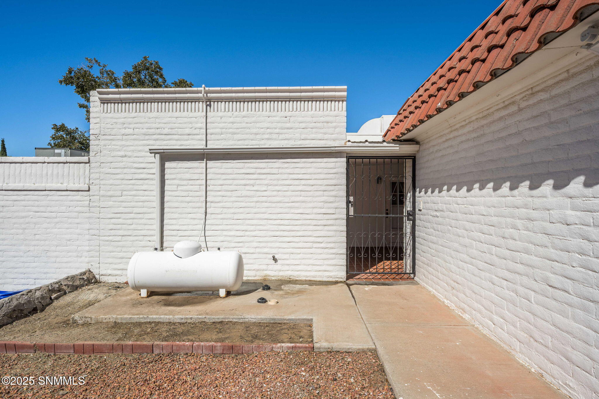 3-web-or-mls-Snappin Homes (ValleVista29