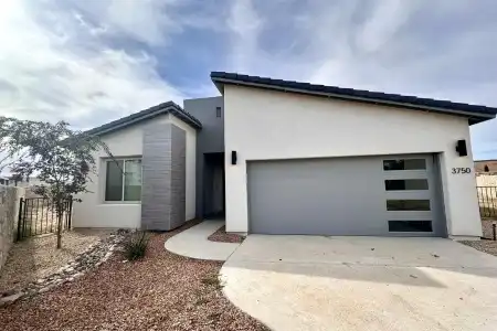 3750 Nightingale Avenue, Las Cruces, New Mexico 88012, 4 Bedrooms Bedrooms, ,2.5 BathroomsBathrooms,Residential,For Sale,Nightingale,2503249