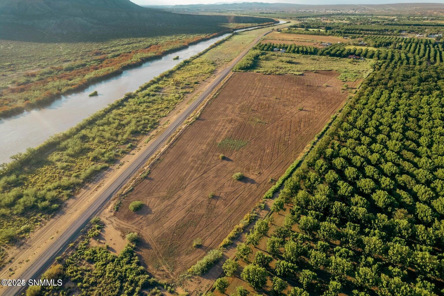 20240923220301485050000000-o