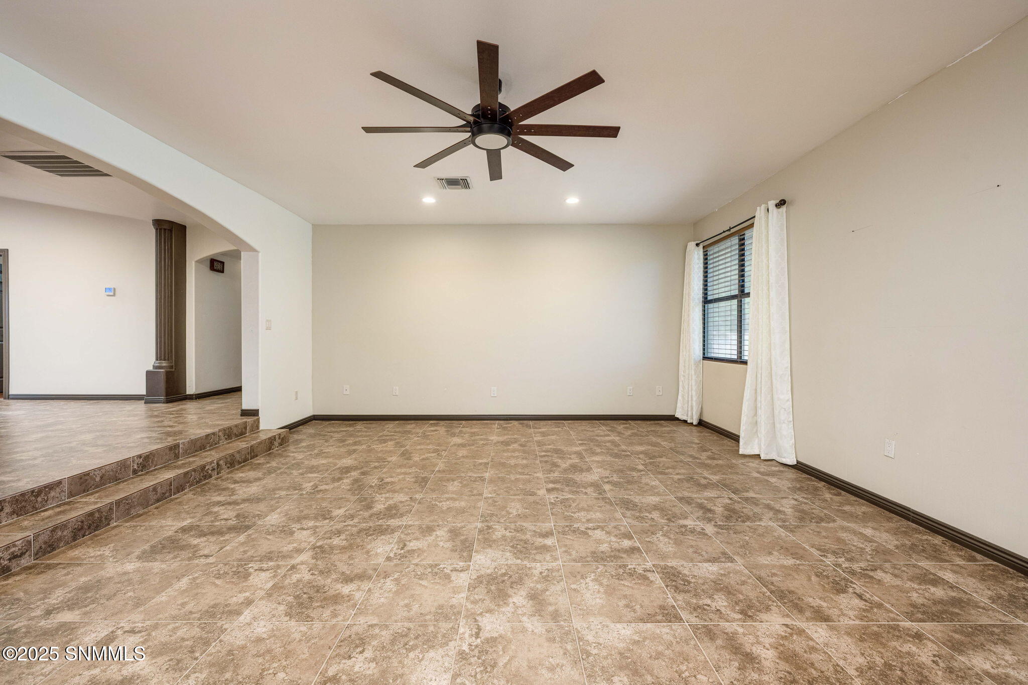 10-web-or-mls-Snappin Homes (Overlook446