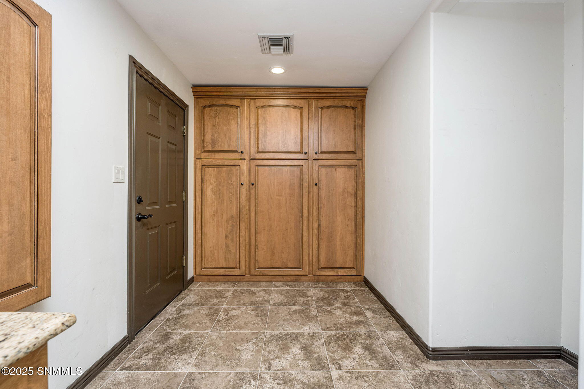 20-web-or-mls-Snappin Homes (Overlook446