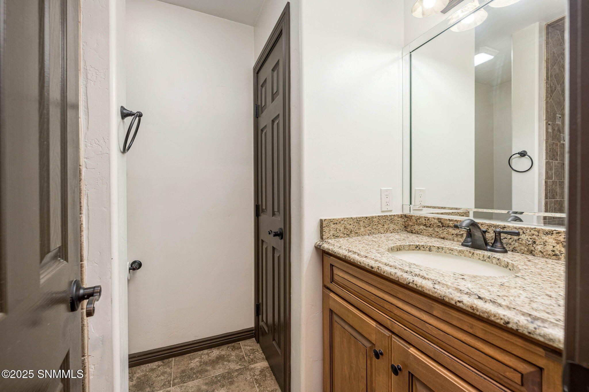 21-web-or-mls-Snappin Homes (Overlook446