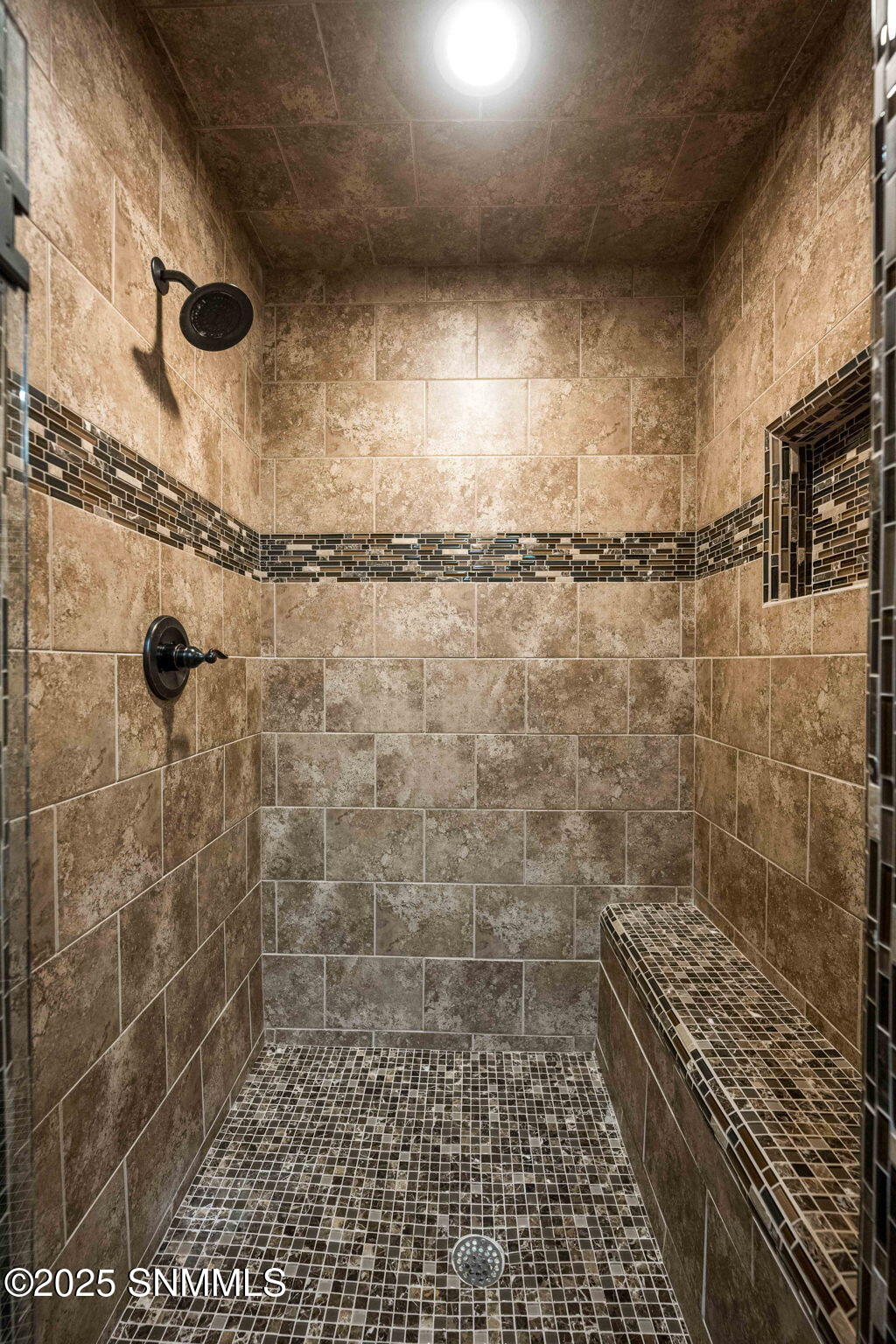 29-web-or-mls-Snappin Homes (Overlook446