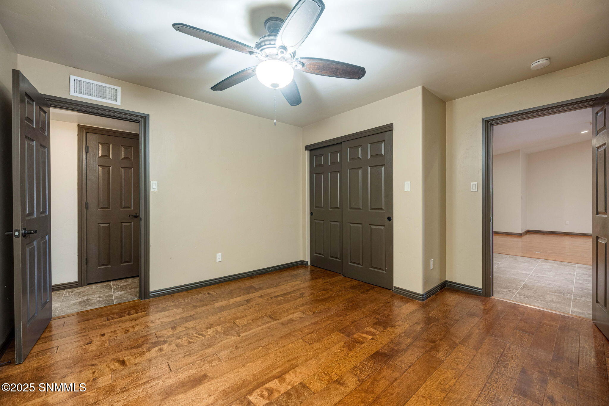 33-web-or-mls-Snappin Homes (Overlook446