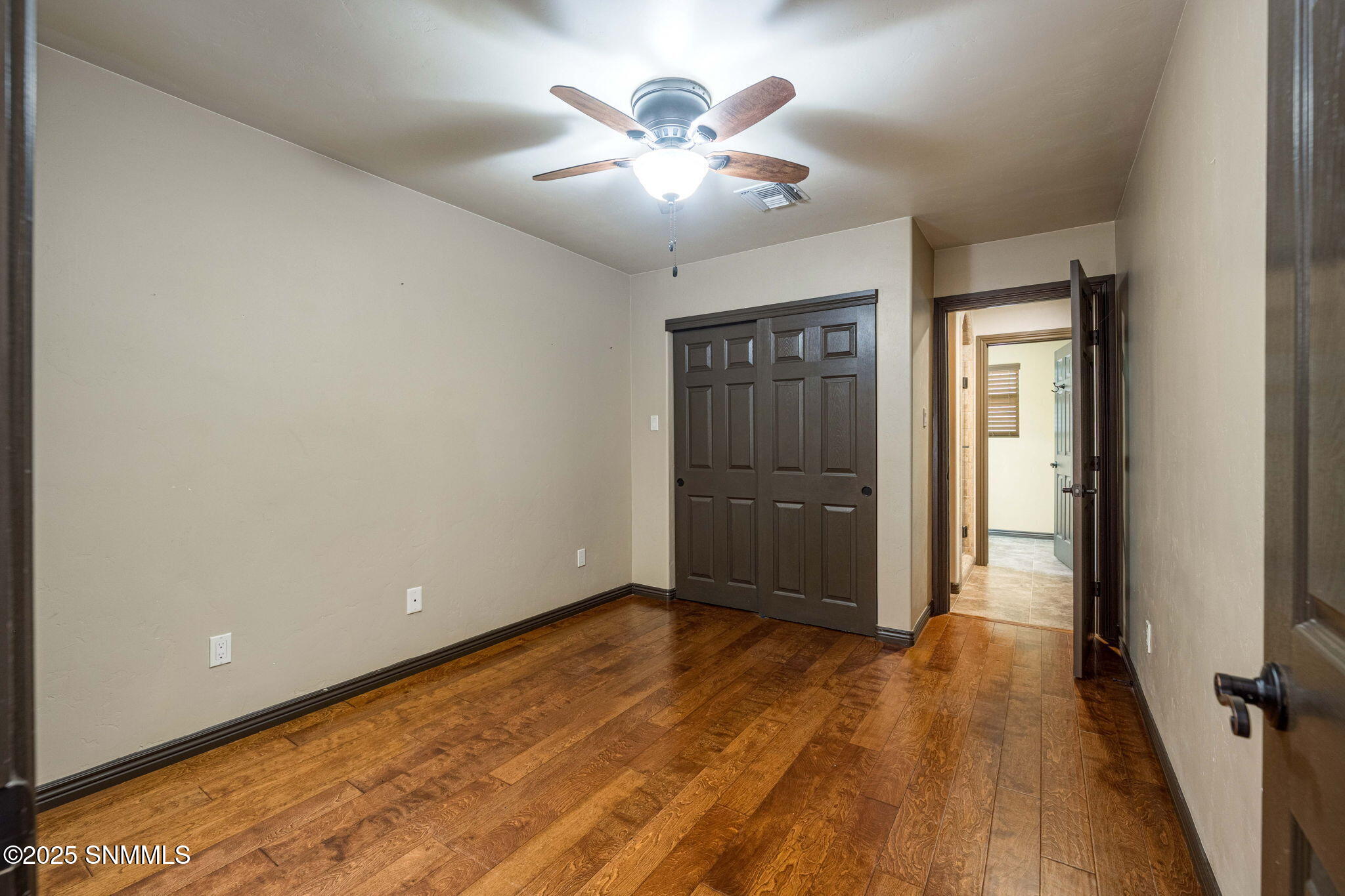 36-web-or-mls-Snappin Homes (Overlook446