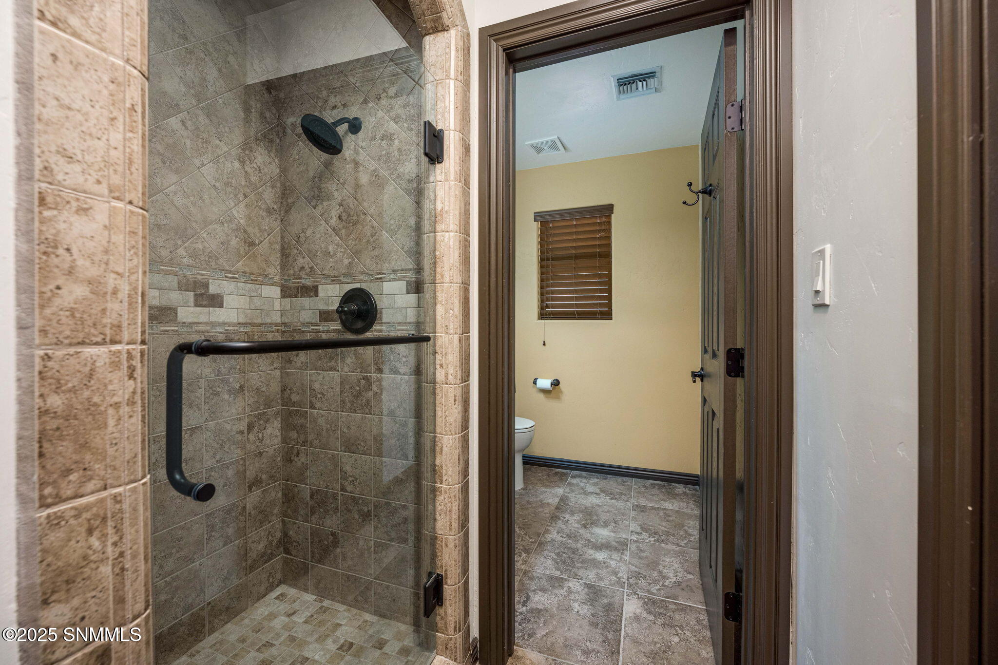 37-web-or-mls-Snappin Homes (Overlook446