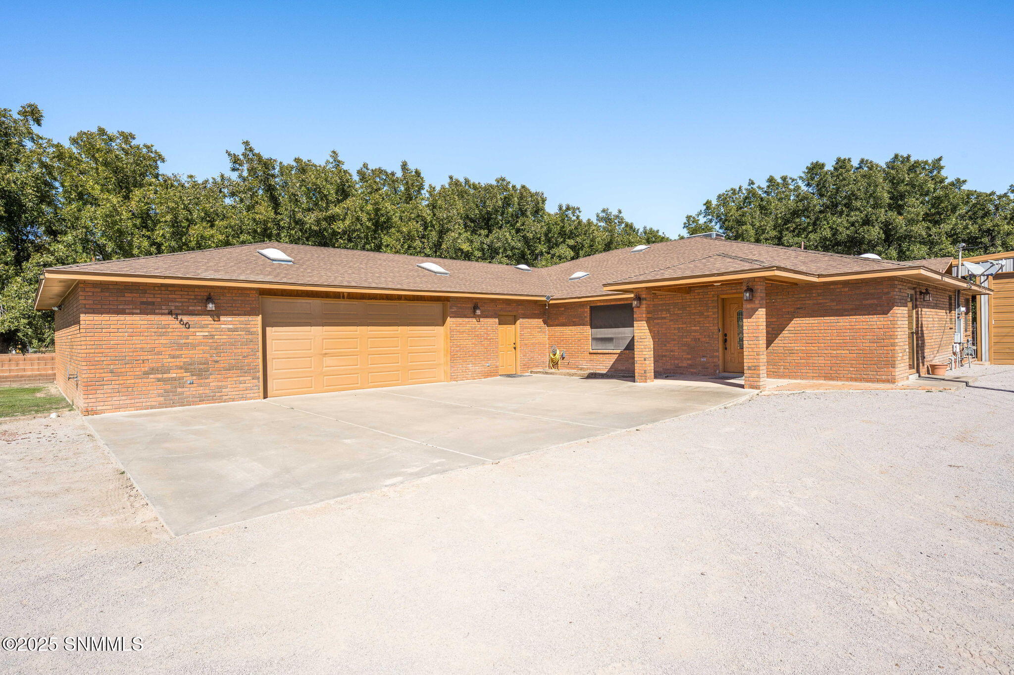 2-web-or-mls-Snappin Homes (Overlook4460