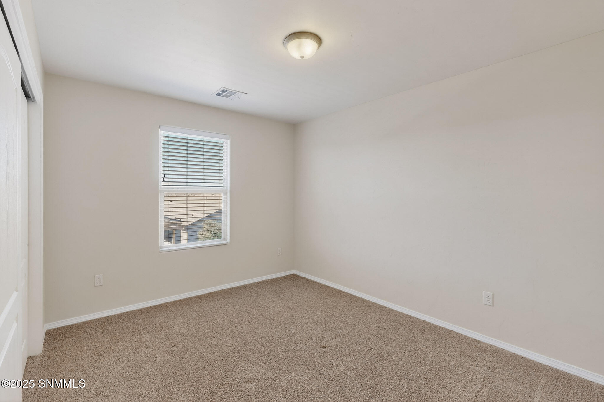 31-3D-Casas-7057-Silver-Spur-St-10302025