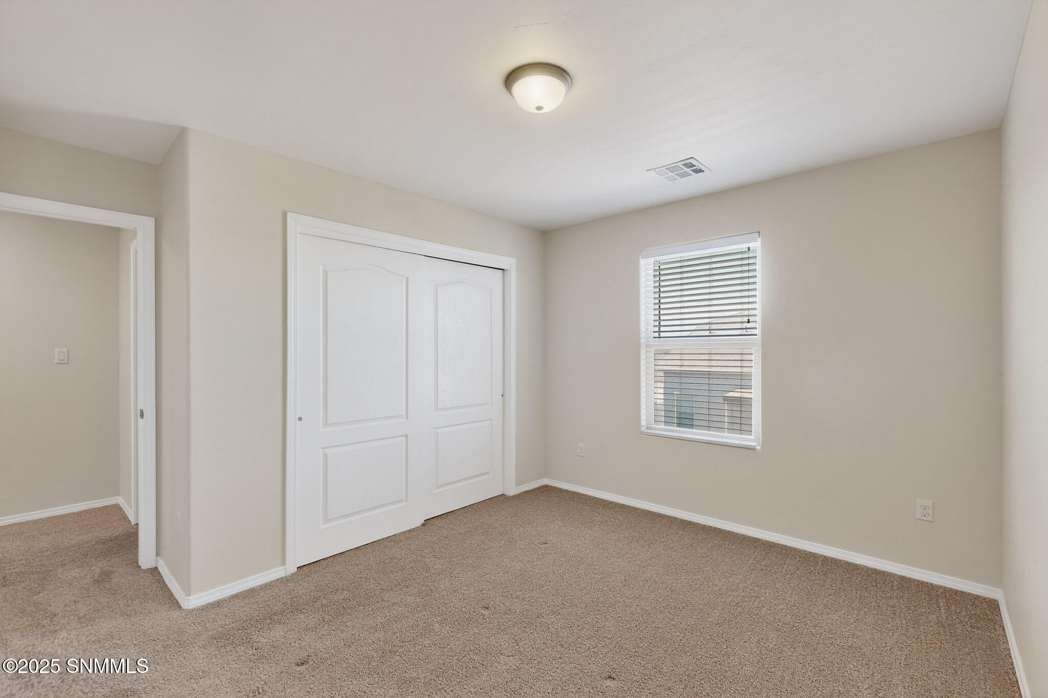 32-3D-Casas-7057-Silver-Spur-St-10302025