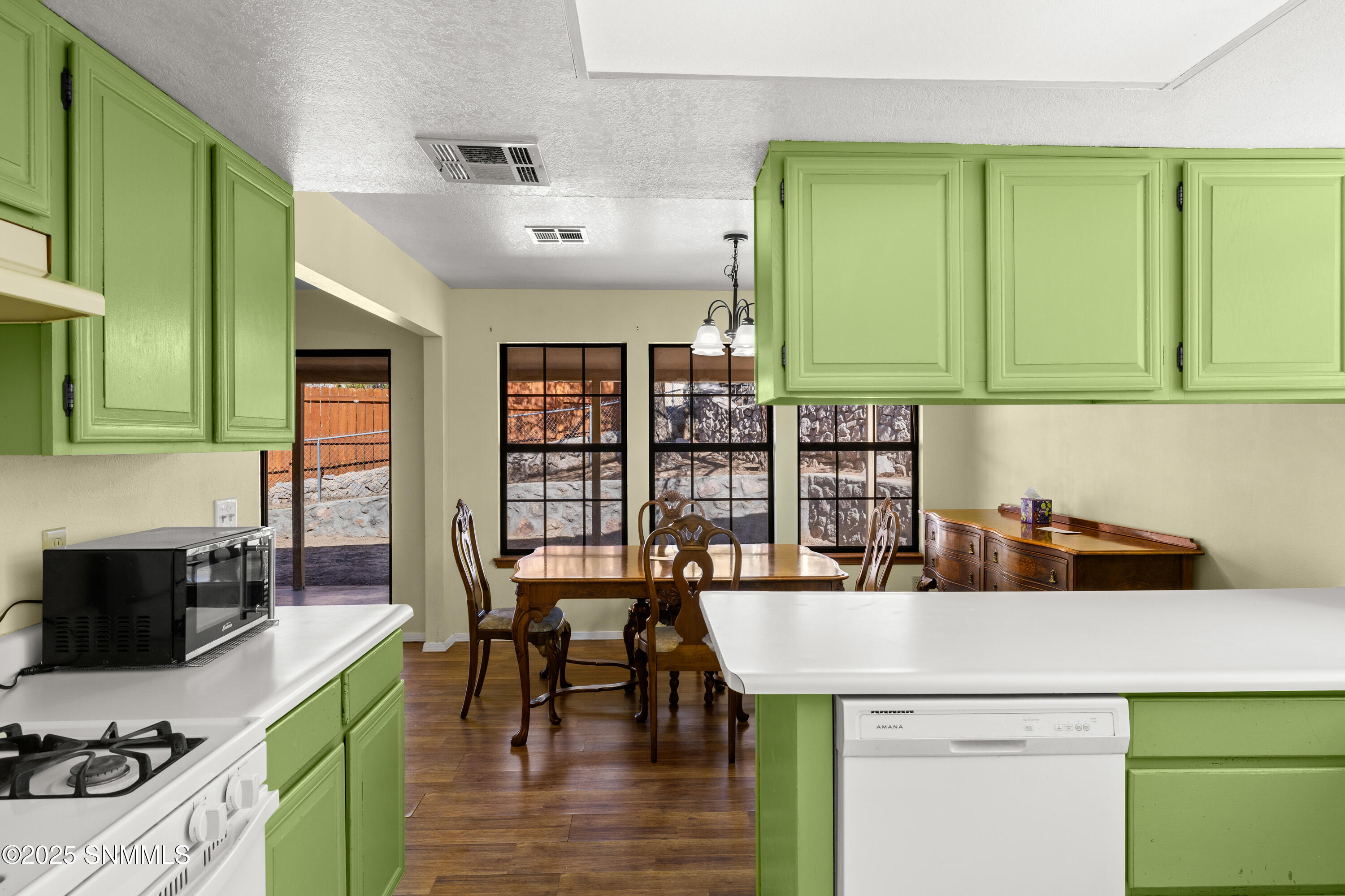 2015-Tyre-Circle-MLS-Camera-Guy-12