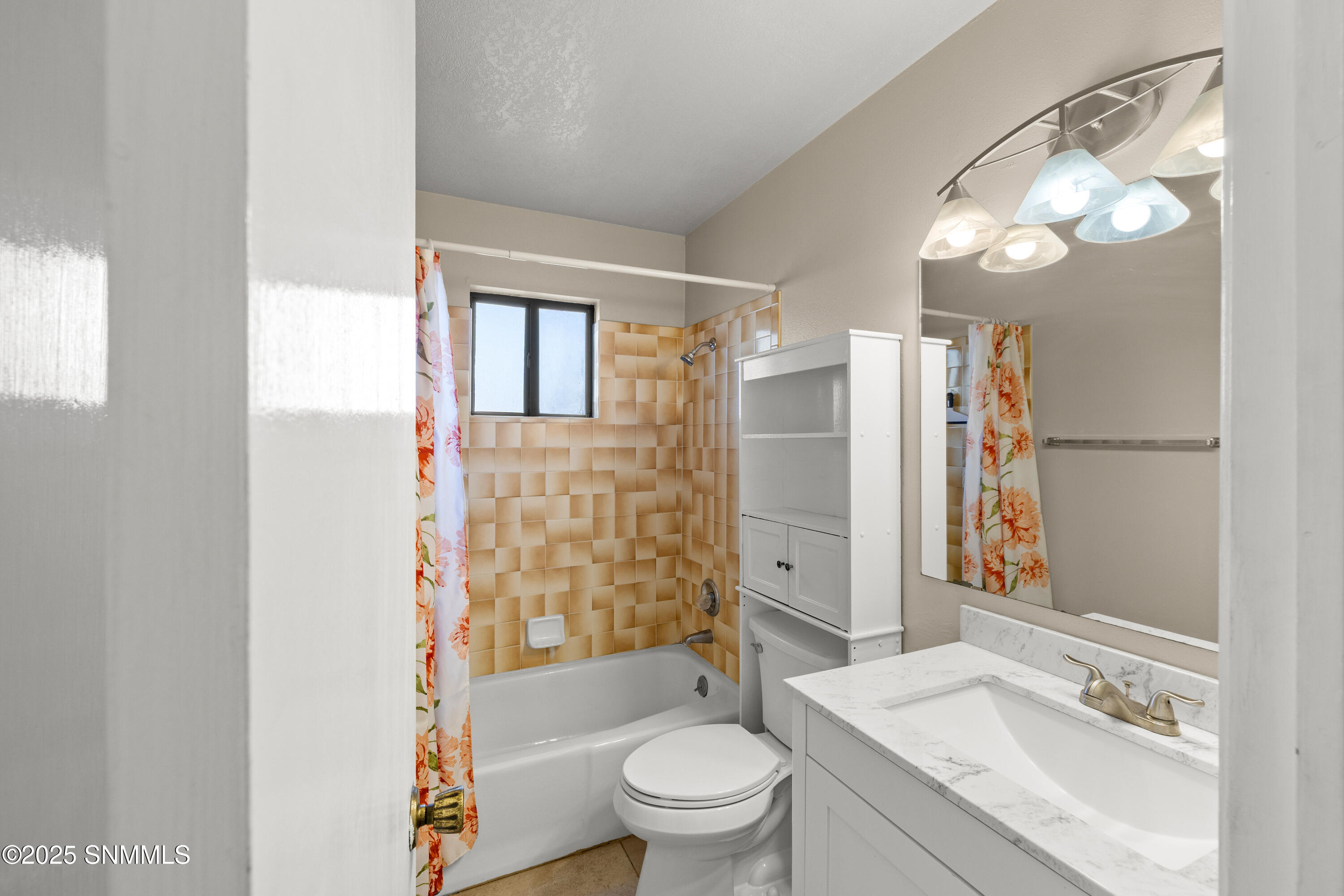 2015-Tyre-Circle-MLS-Camera-Guy-21