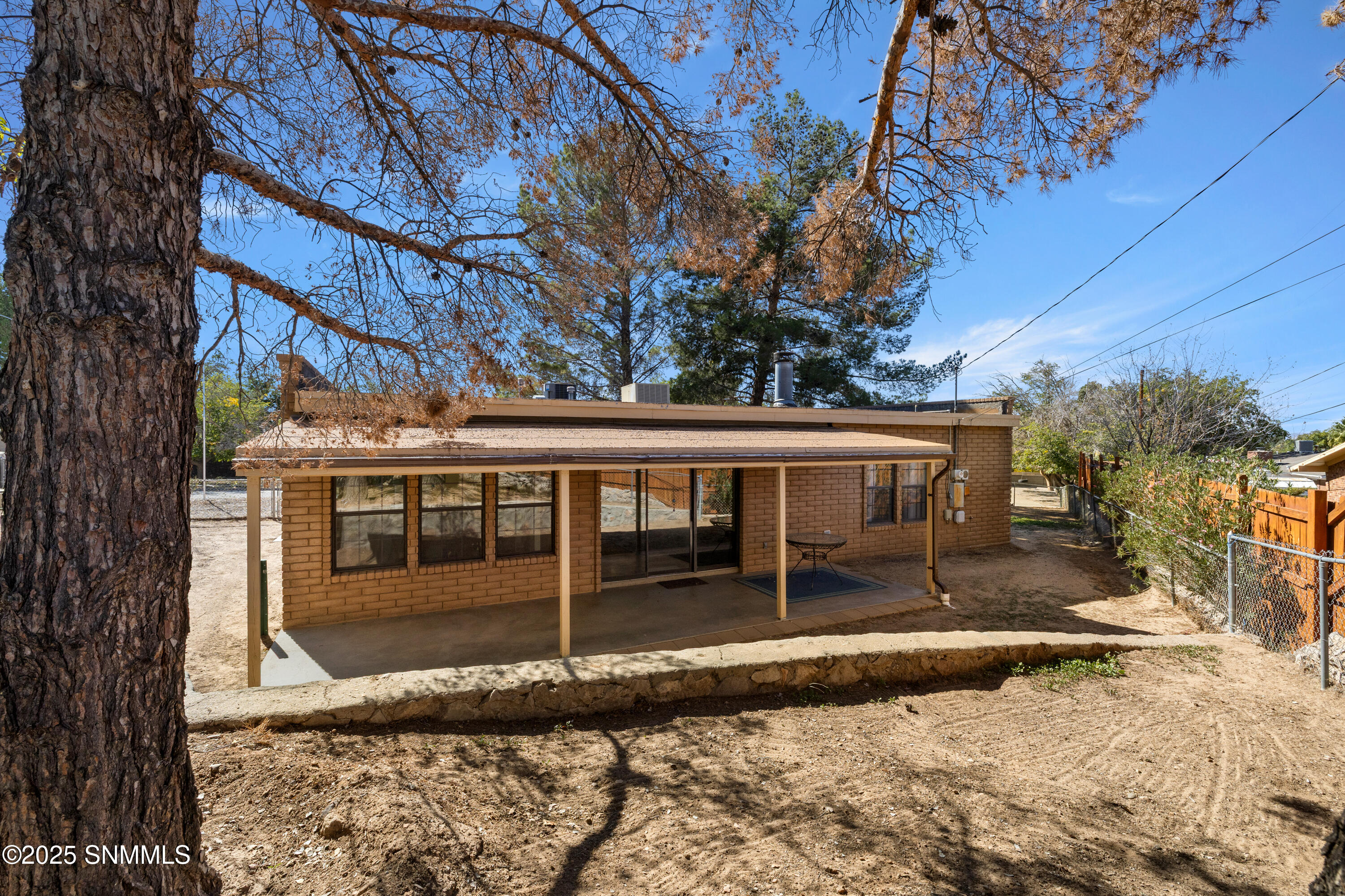 2015-Tyre-Circle-MLS-Camera-Guy-30