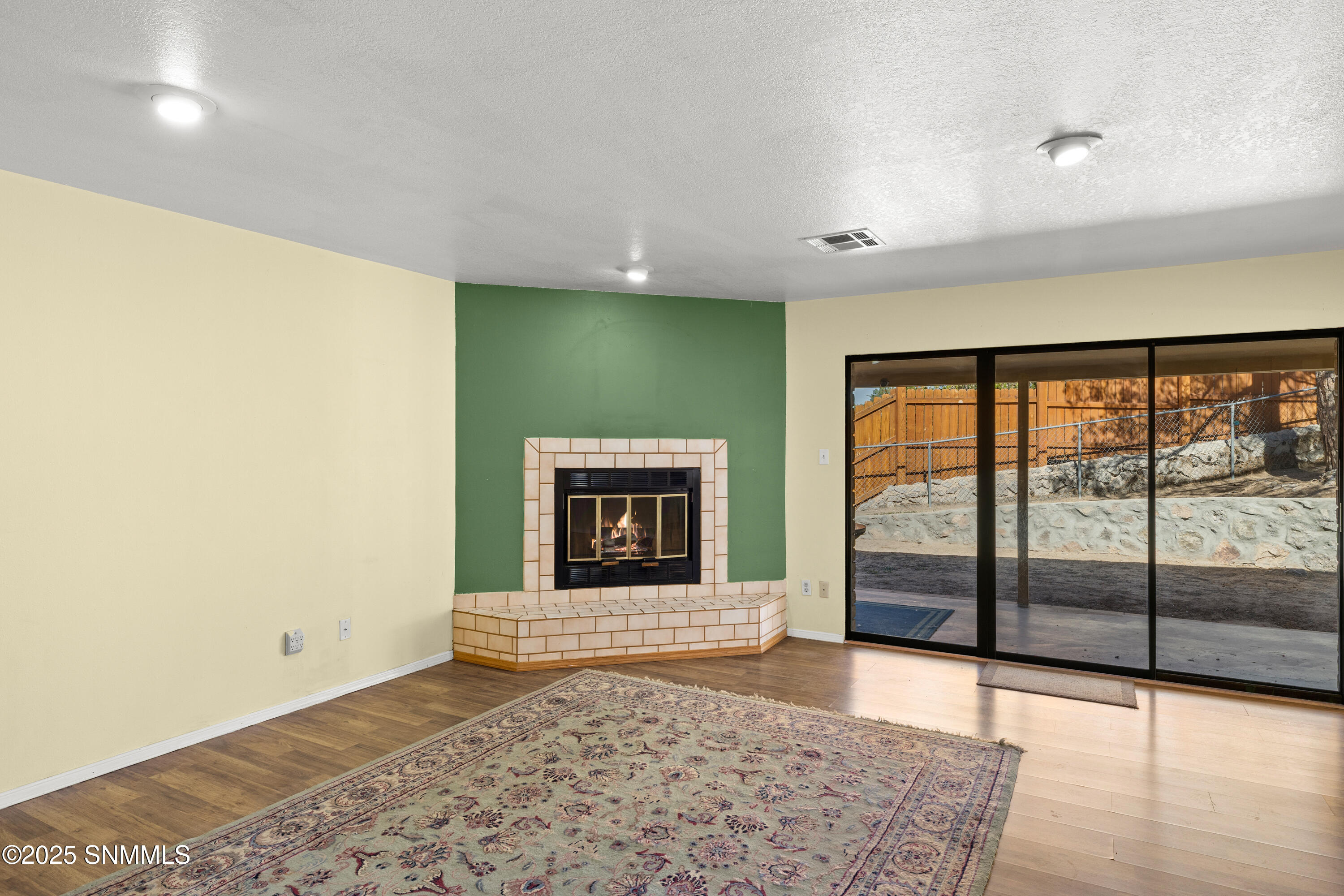 2015-Tyre-Circle-MLS-Camera-Guy-8