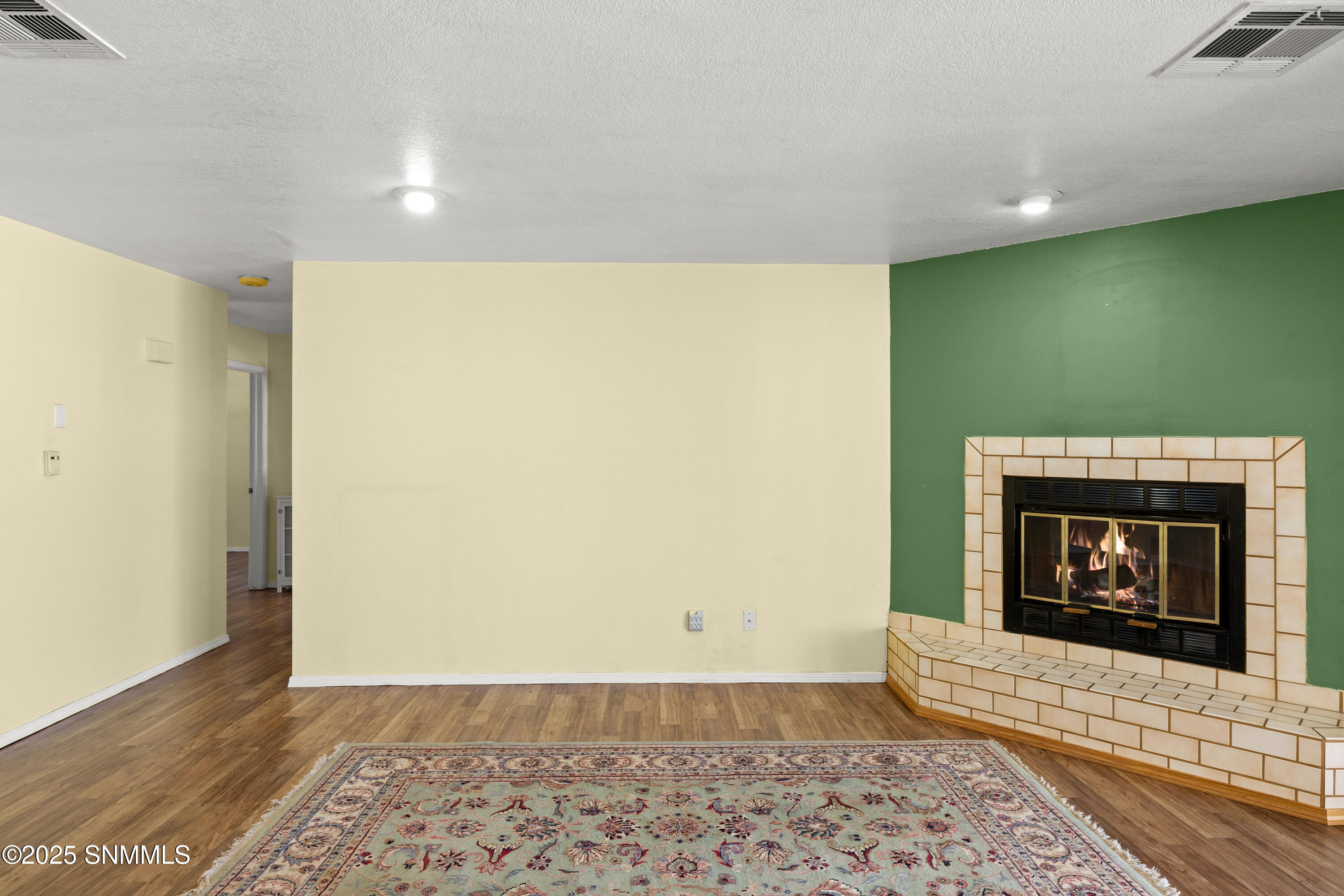 2015-Tyre-Circle-MLS-Camera-Guy-9