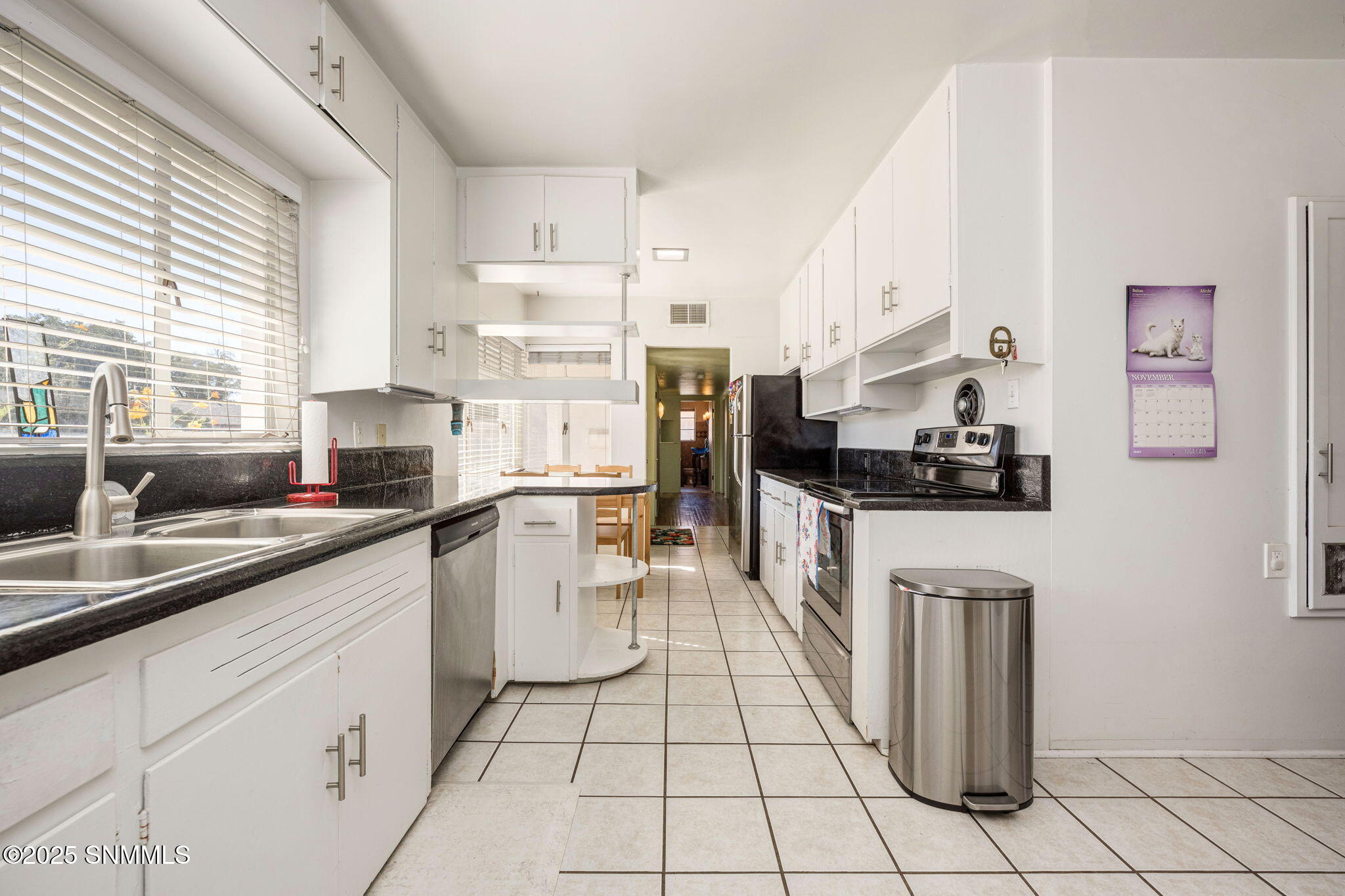 17-web-or-mls-Snappin Homes (Phillips414