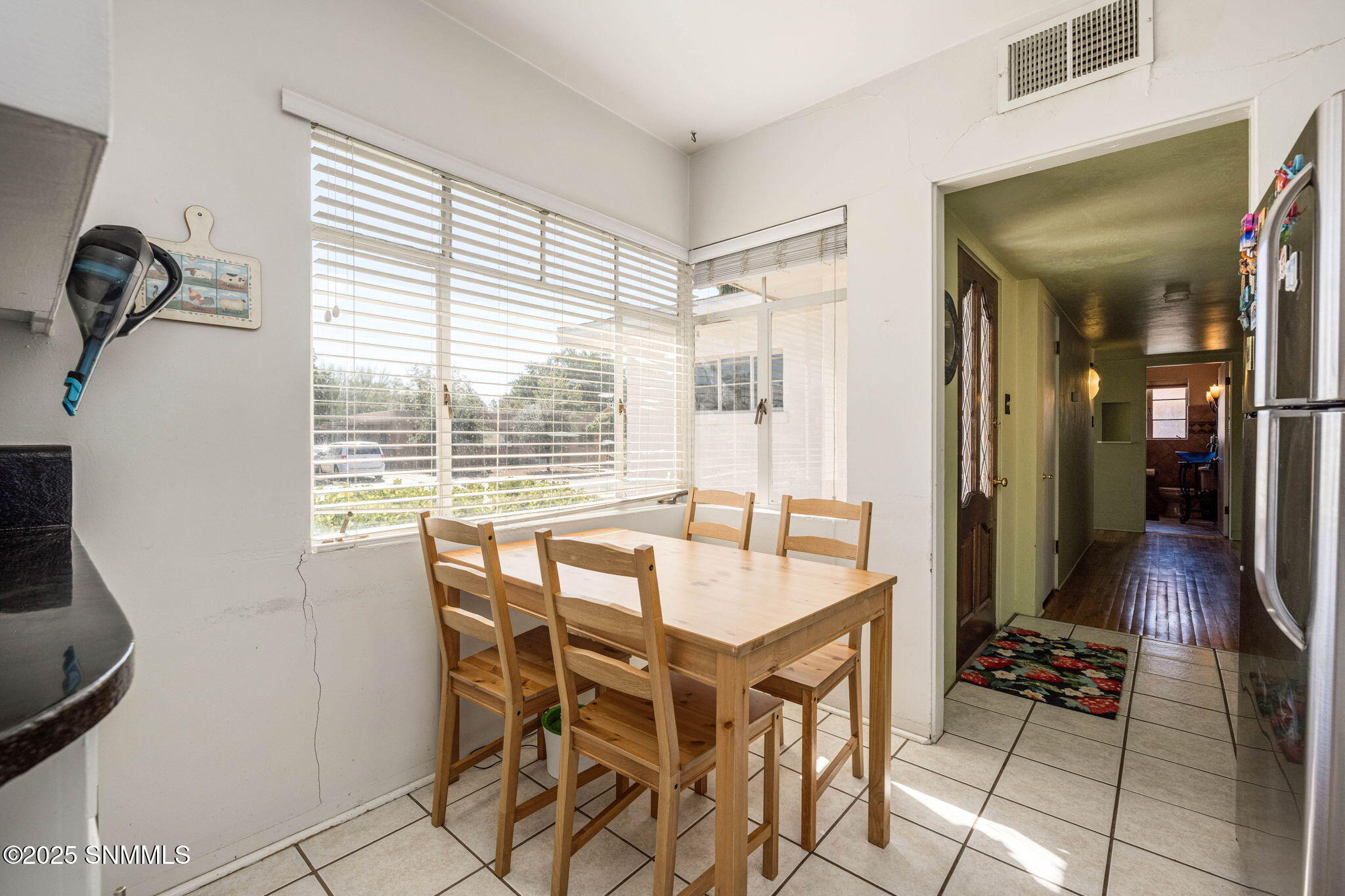 18-web-or-mls-Snappin Homes (Phillips414